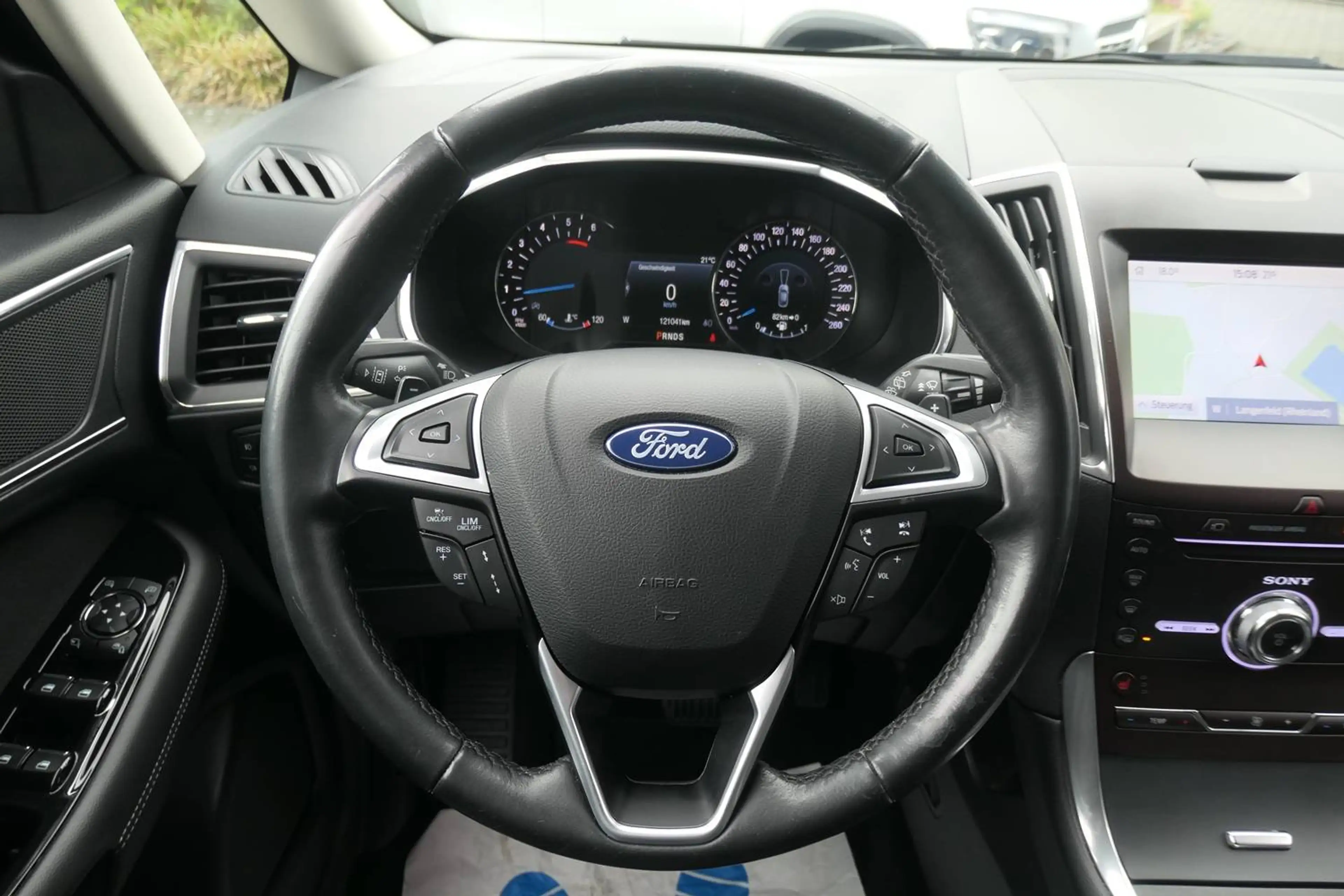 Ford Galaxy Galaxy Diesel 2.0 TDCi Aut. Titanium 7 Sitzer LED Kamera AHK Inspektion Neu — photo 8