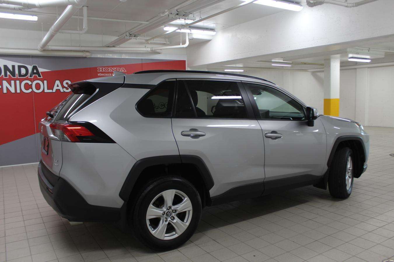 2019 Toyota RAV4 LE TI — снимка 1