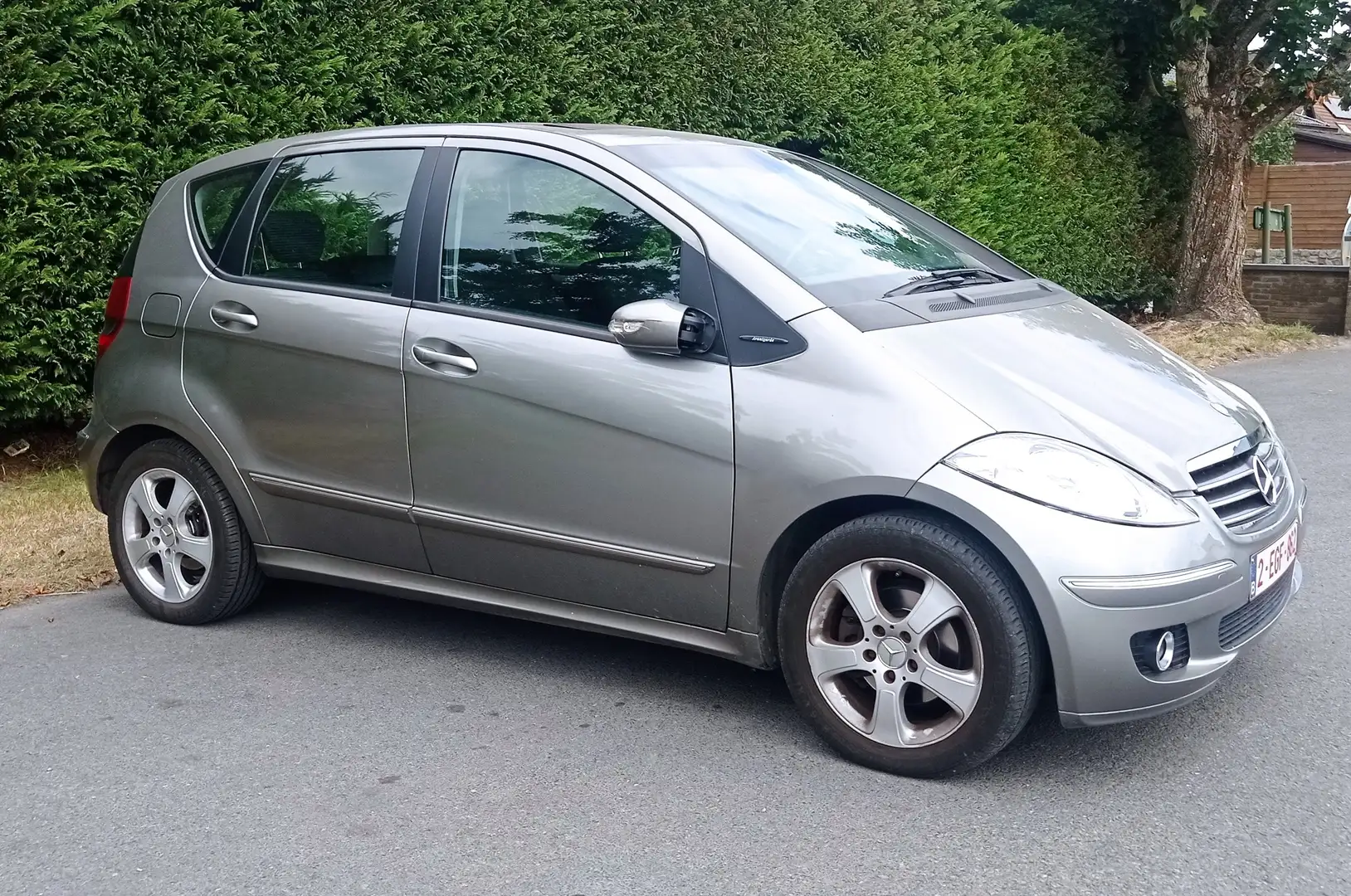 Mercedes-Benz A 180 Avant garde Срібний - 1