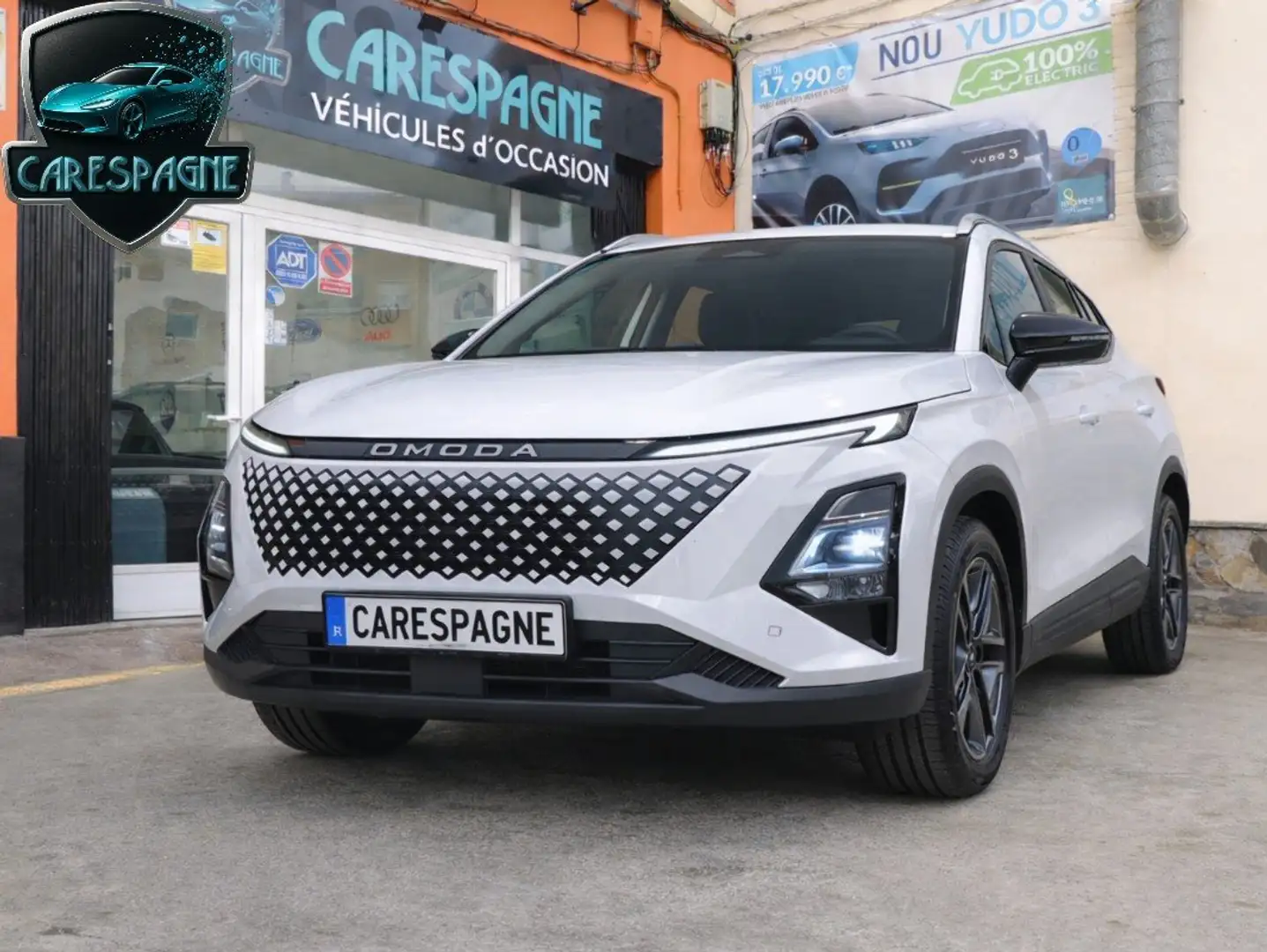 Omoda 5 HEV Premium DCT 165 kW (224 CH) Weiß - 1