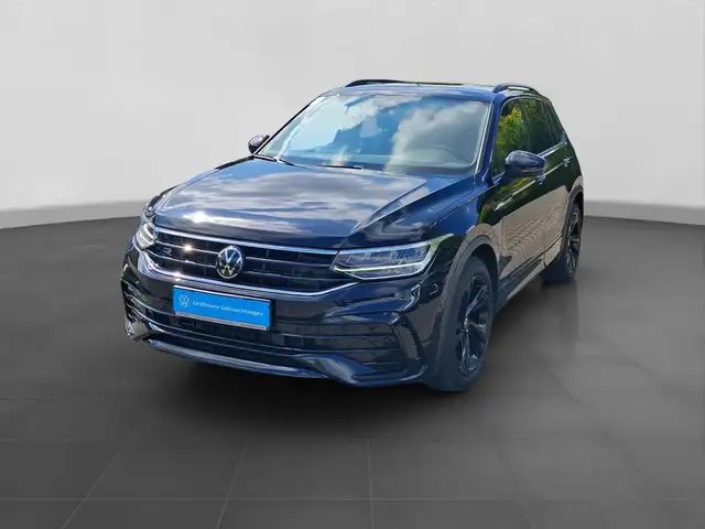 Volkswagen Tiguan view 2