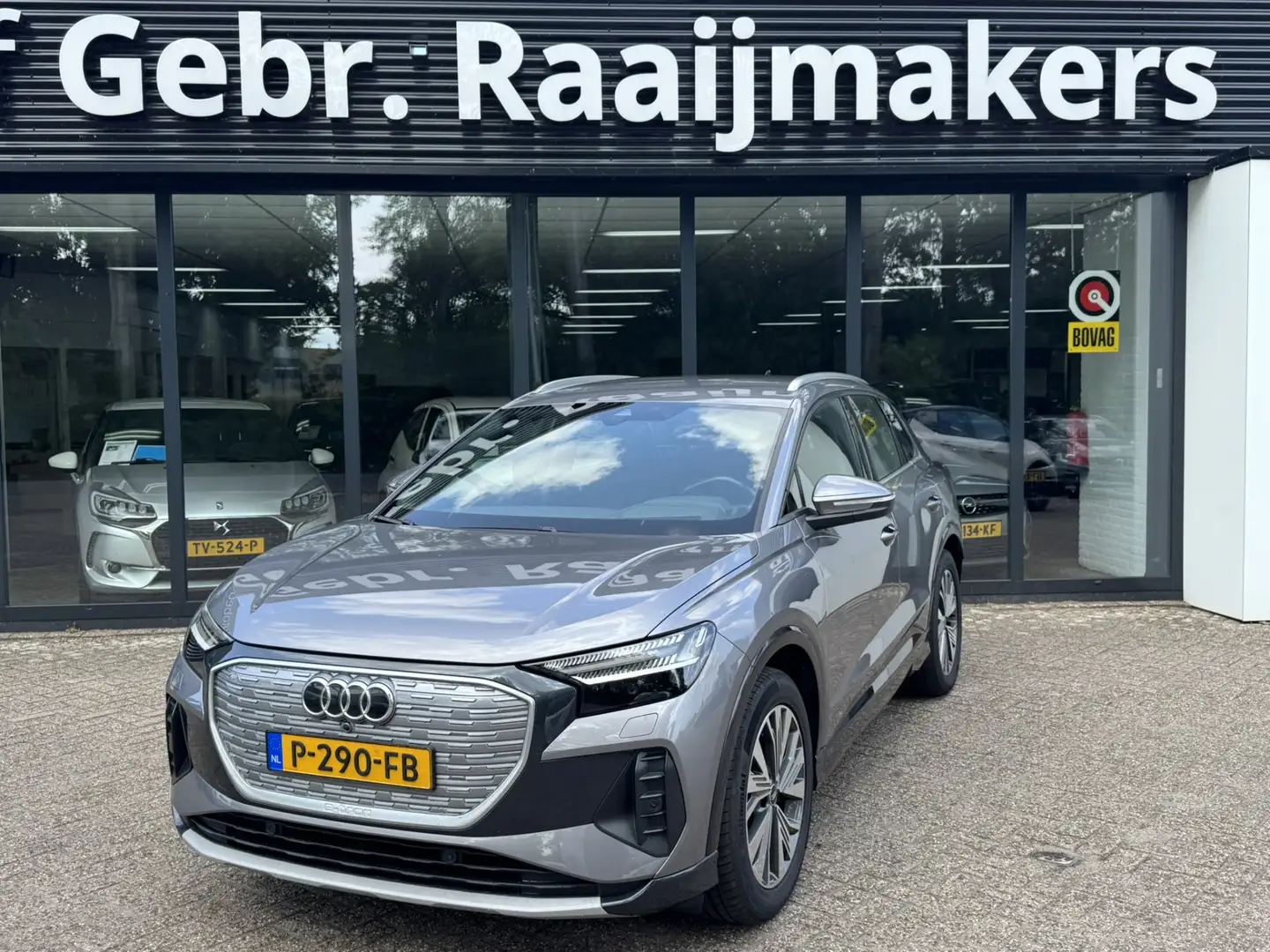 Audi Q4 e-tron 40 Launch edition Advanced Plus 77 kWh*17.272 nett Gris - 1