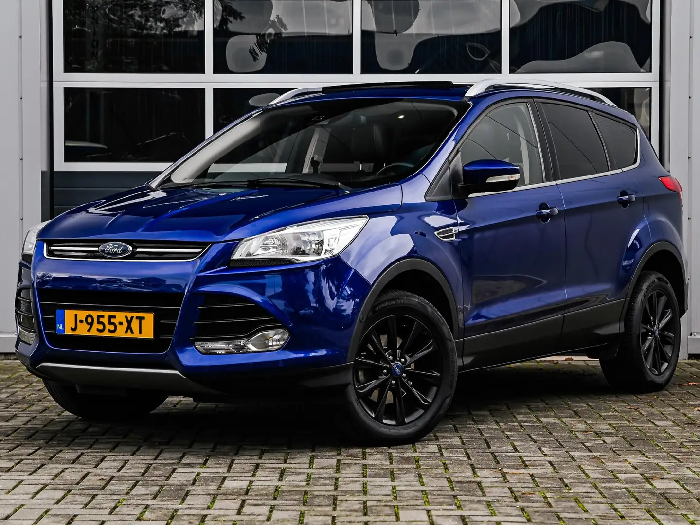 Ford Kuga 1.5 Titanium Styling Pack | Panoramadak | PDC v+a Bleu - 1