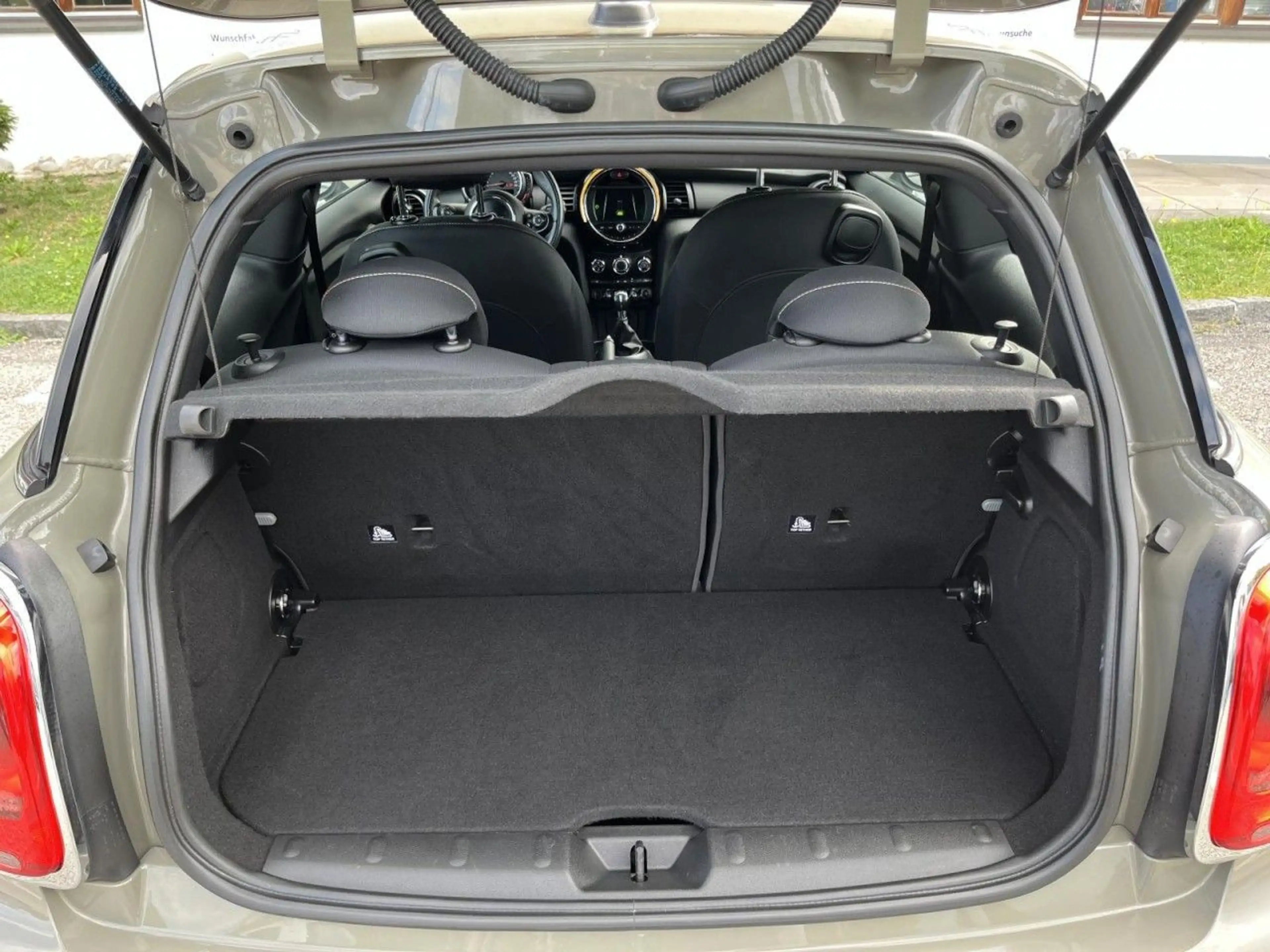 MINI One One 1,5 One (Sitzhzg.+Klima+PDC) — photo 8