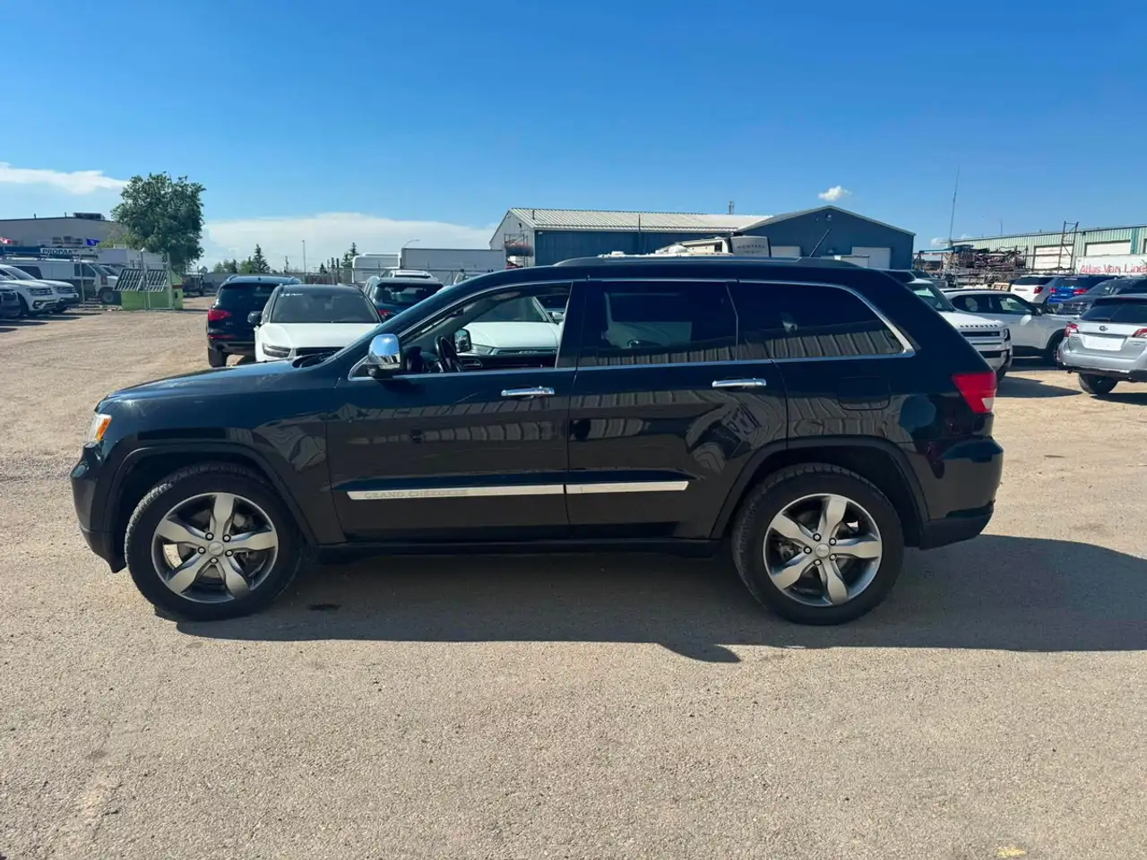 Jeep Grand Cherokee снимка Jeep Grand Cherokee