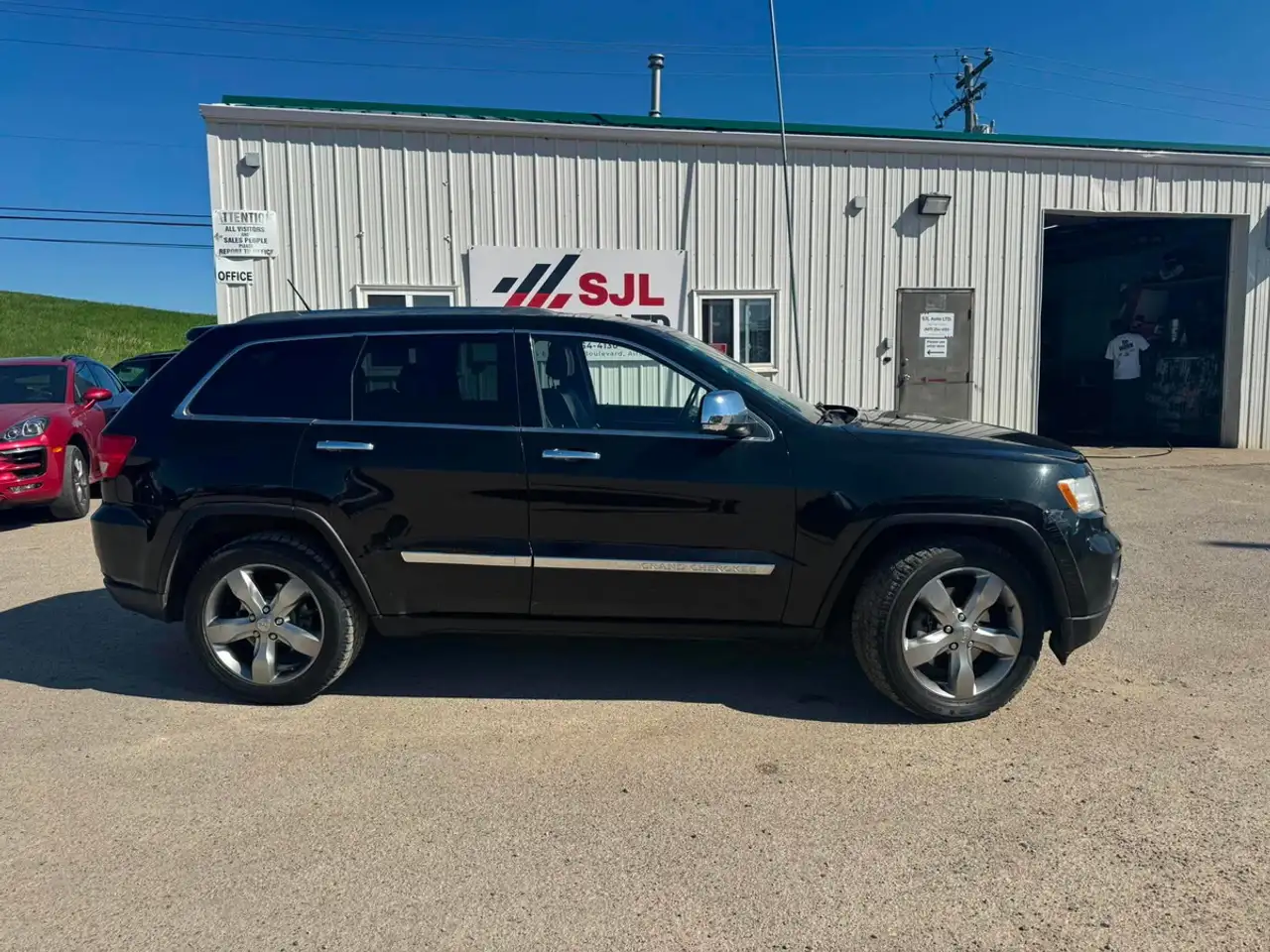 Jeep Grand Cherokee снимка Jeep Grand Cherokee