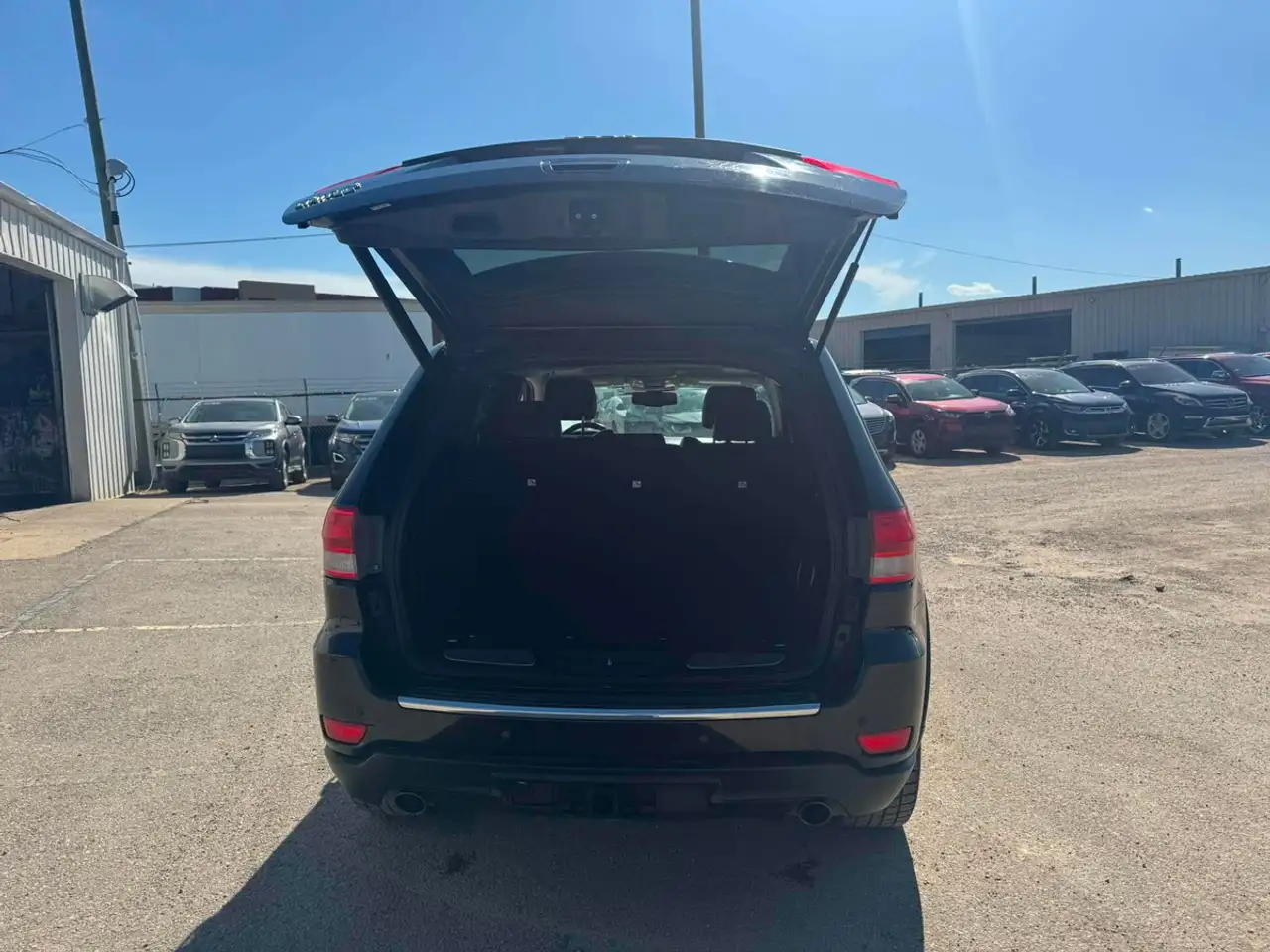 Jeep Grand Cherokee снимка Jeep Grand Cherokee