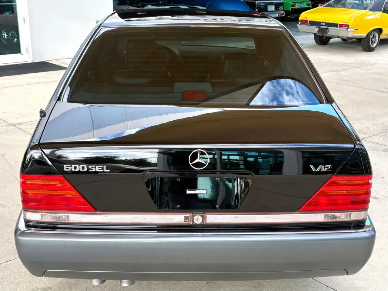 Mercedes-Benz S-Class 600SEL, foto 8