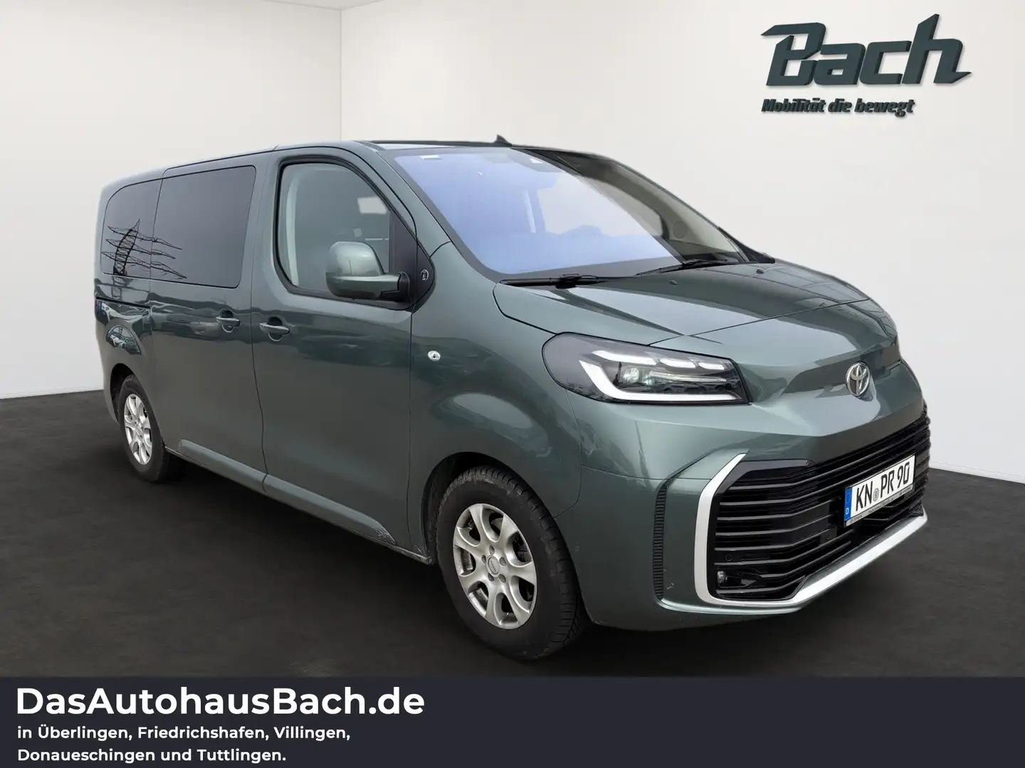 Toyota Proace Verso 2.0L D. 144 PS Team D  L1  6 MT Verde - 2