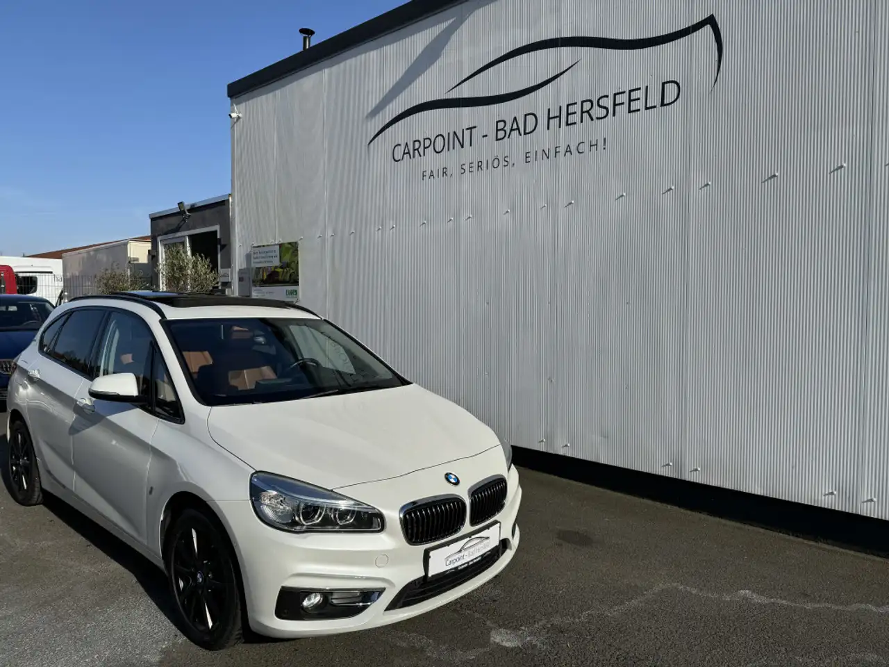 BMW 225