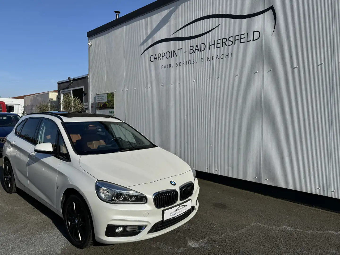 BMW 225 Xe iPerformance Luxury L.*HYBRID*KAMERA*H&K* Bílá - 1