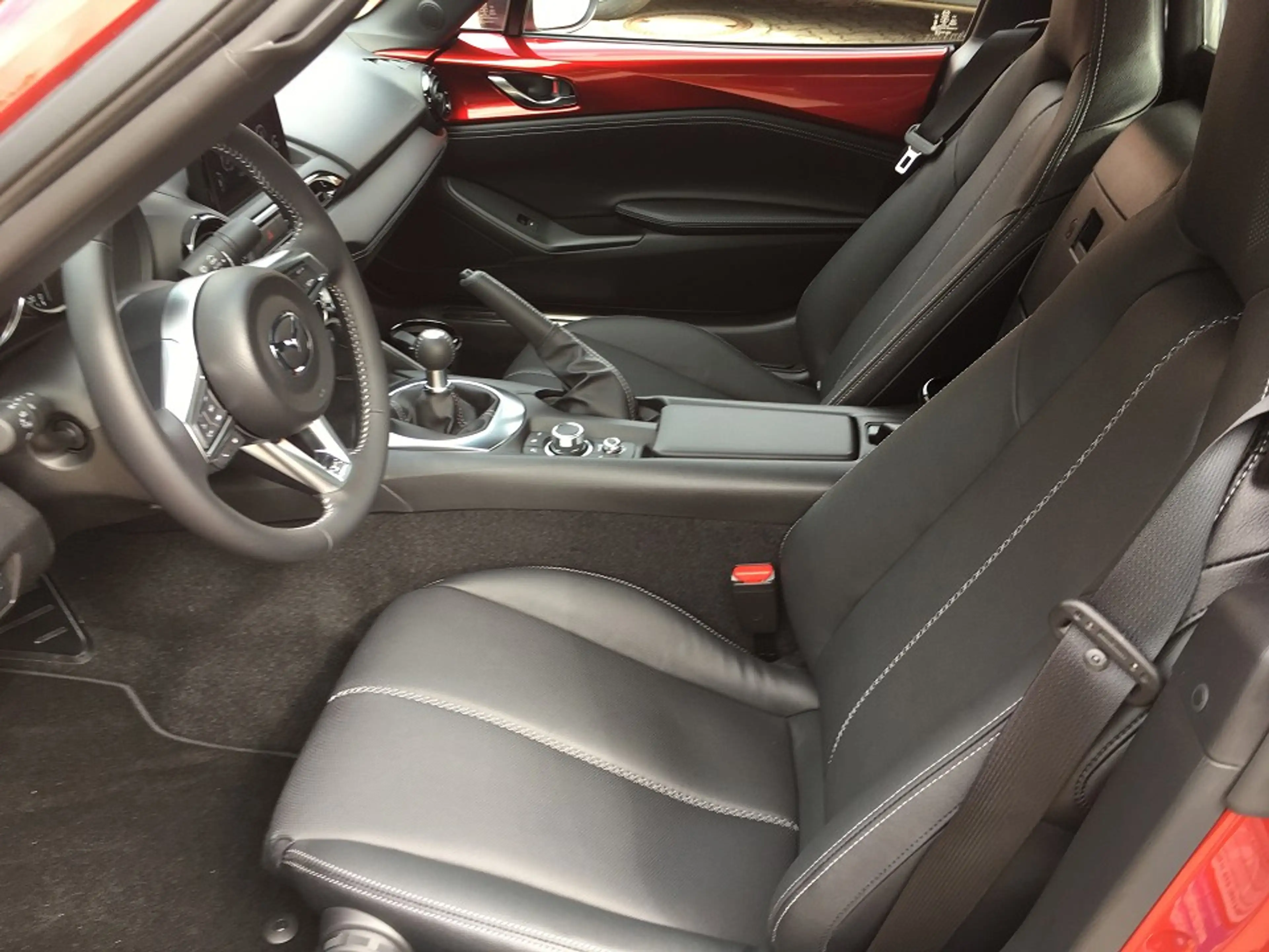 Mazda MX-5 RF AL-ADVANTAGE SKYACTIV-G 1.5i — photo 9