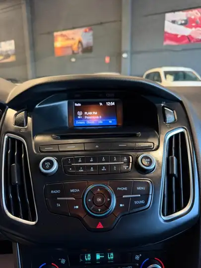 Ford Focus 2016, foto 14