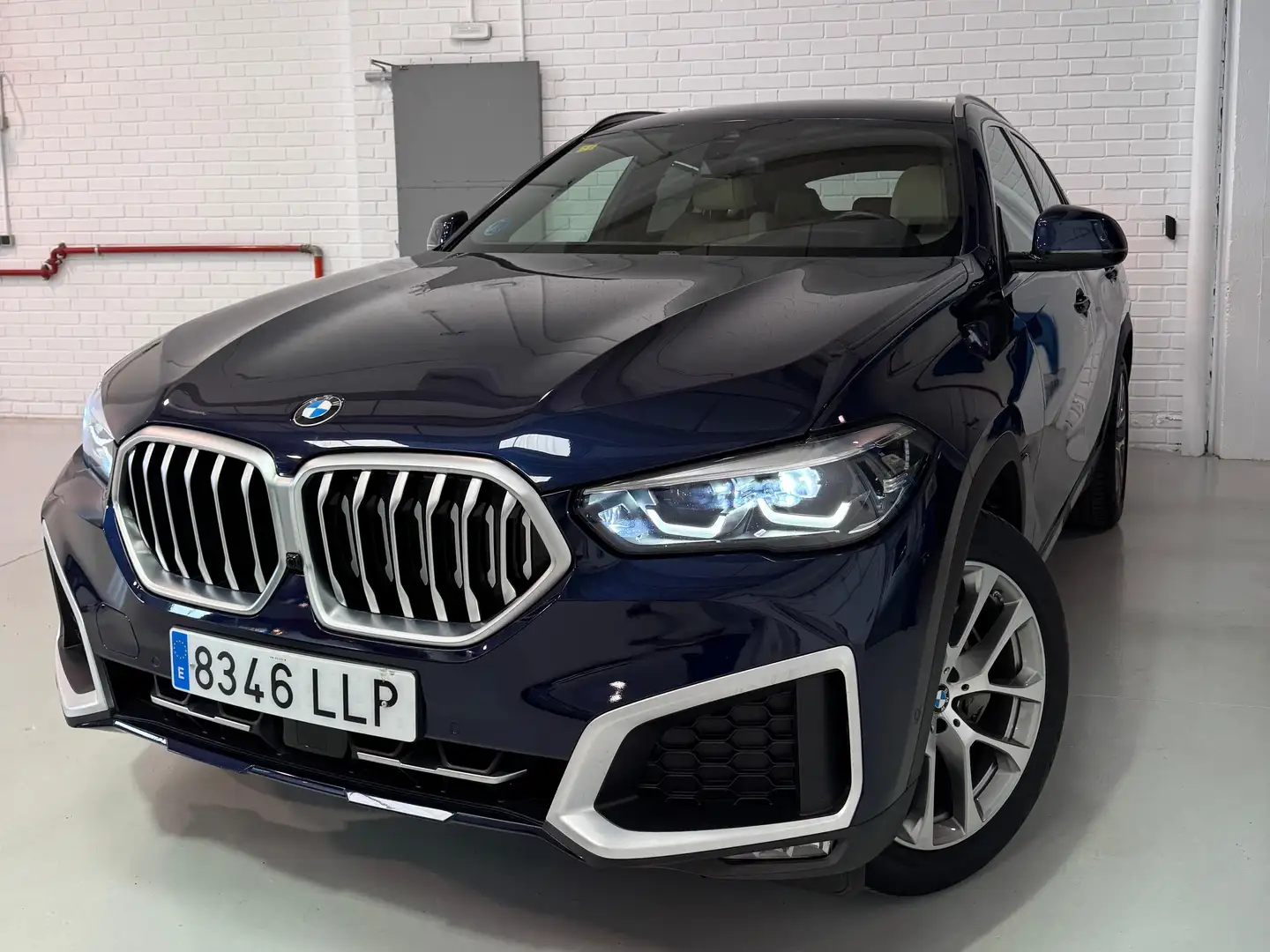 BMW X6 xDrive 30dA Bleu - 1