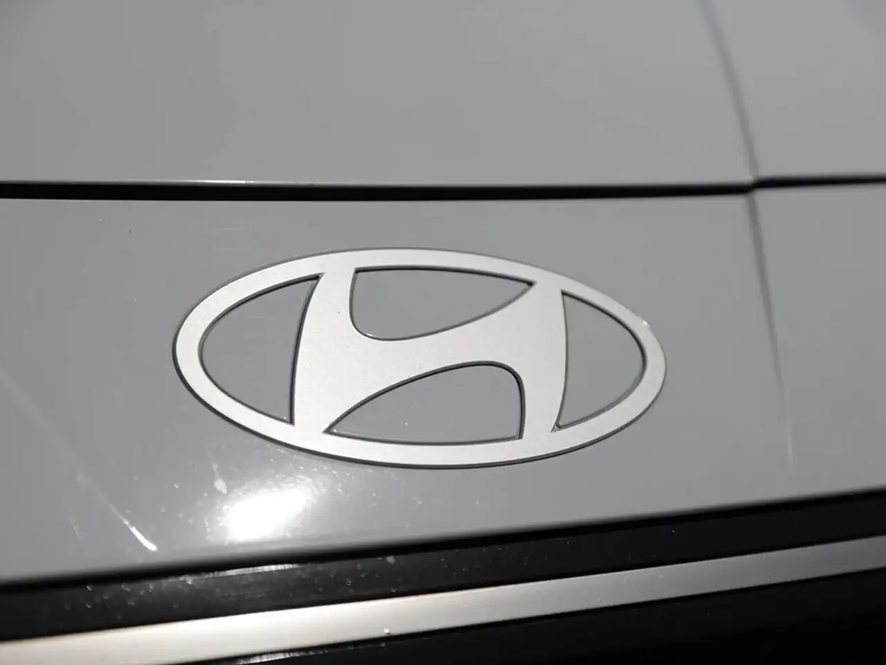 Hyundai ELANTRA снимка Hyundai ELANTRA