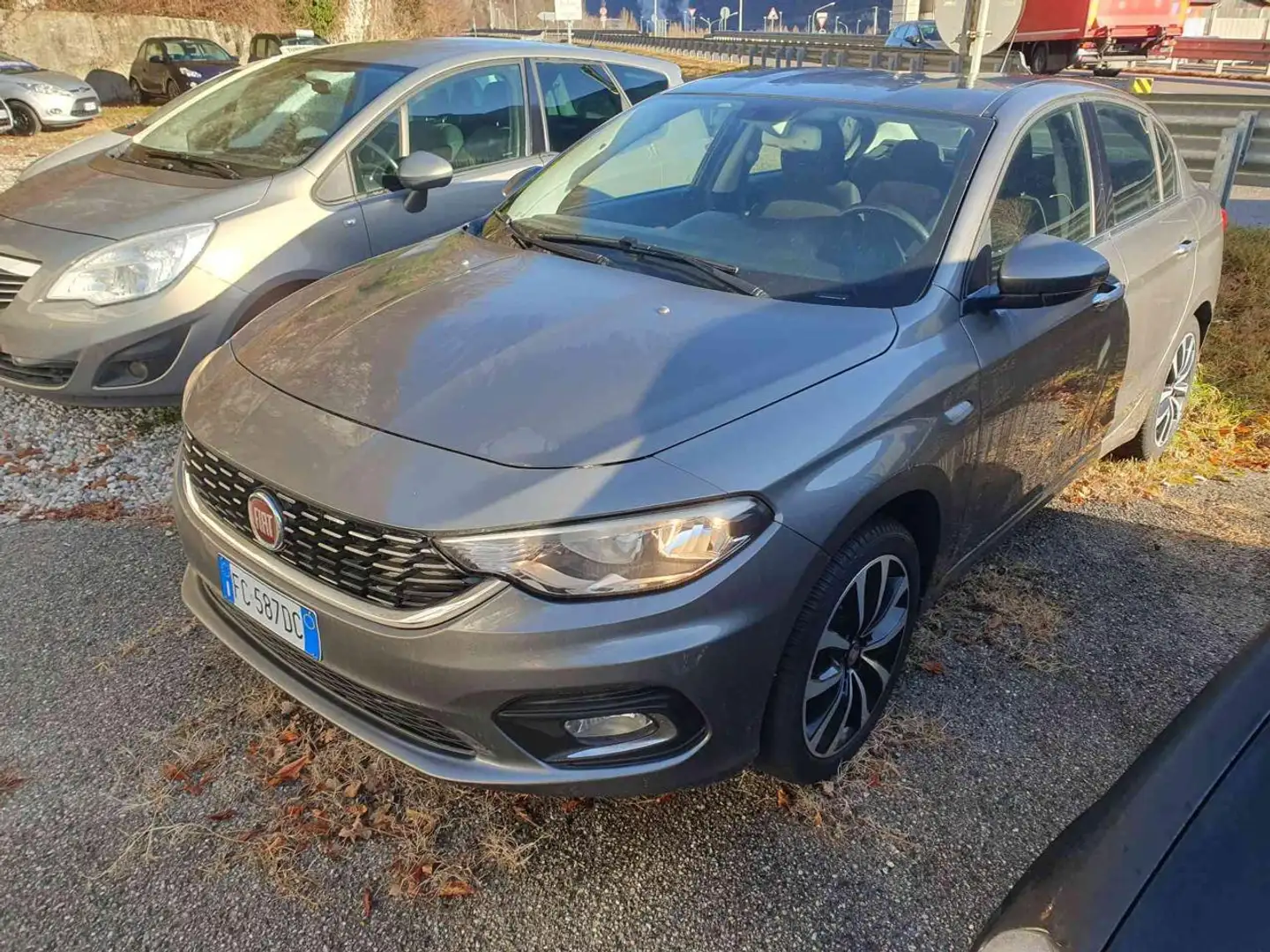 Fiat Tipo 1.6 Mjt 4 porte Lounge Bronze - 2