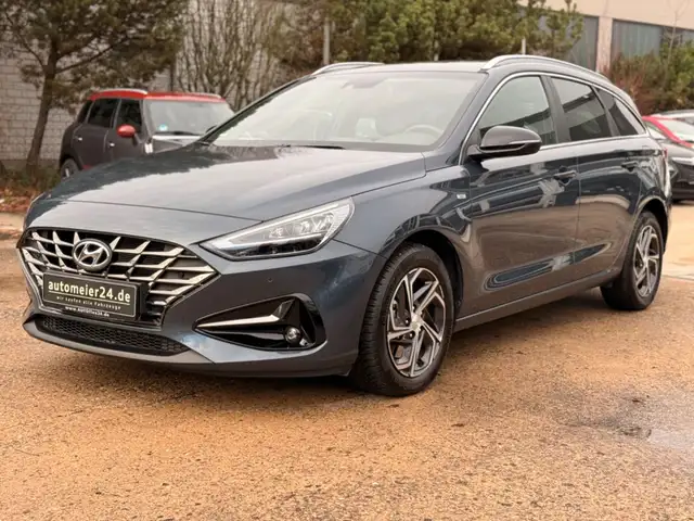 Hyundai i30 1.5 T-GDI Hybrid Advantage