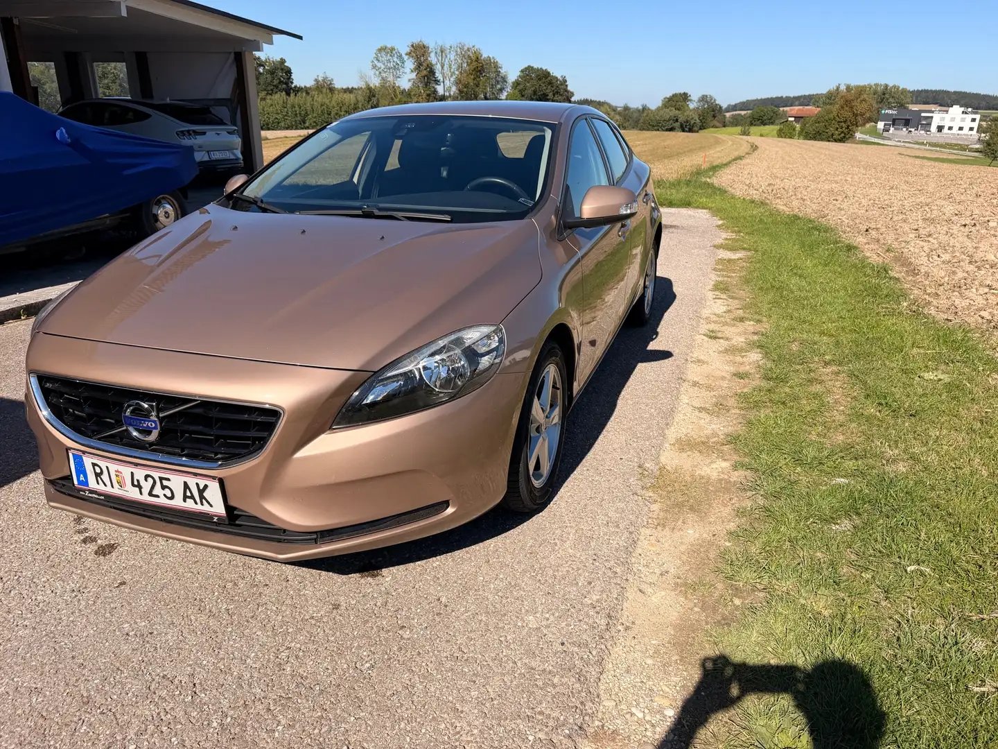 Volvo V40 D2 Summum Bronze - 2
