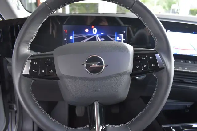 Opel Astra view 29