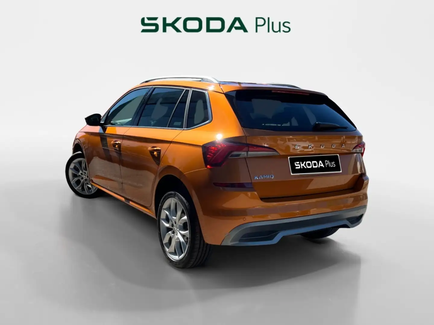 Skoda Kamiq TODOTERRENO 1.0 TSI 81KW DSG SPORT 110 5P Naranja - 2