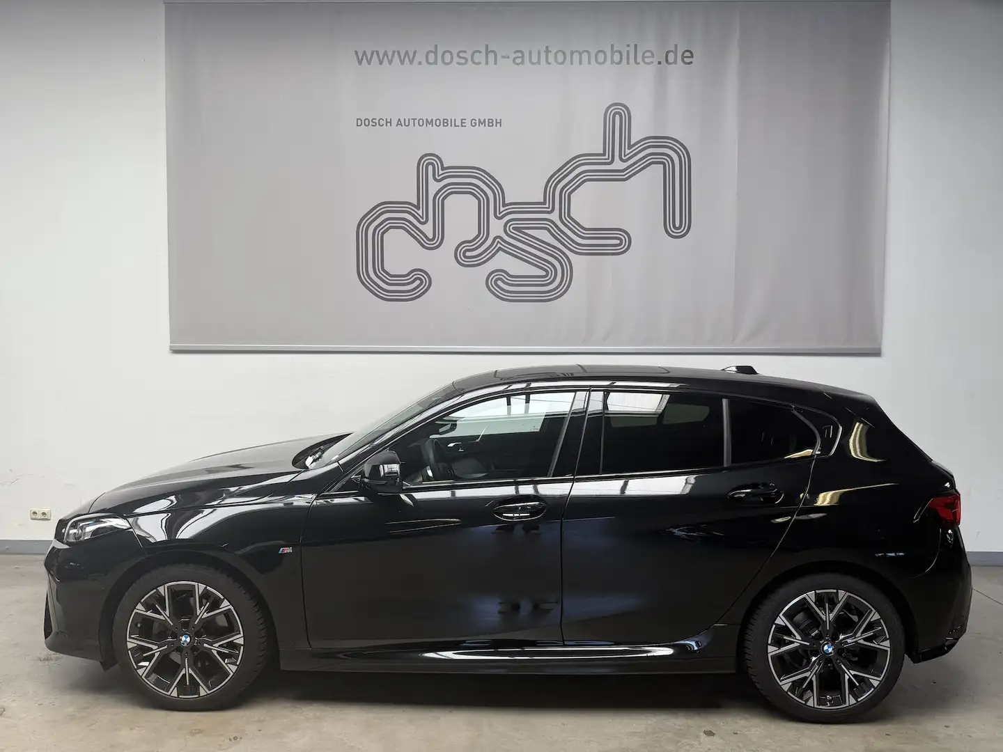 BMW 118 118d M Sport /Premium/KAMERA/Adapt.LED/PANO Schwarz - 1