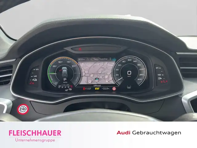 Audi A6 view 11