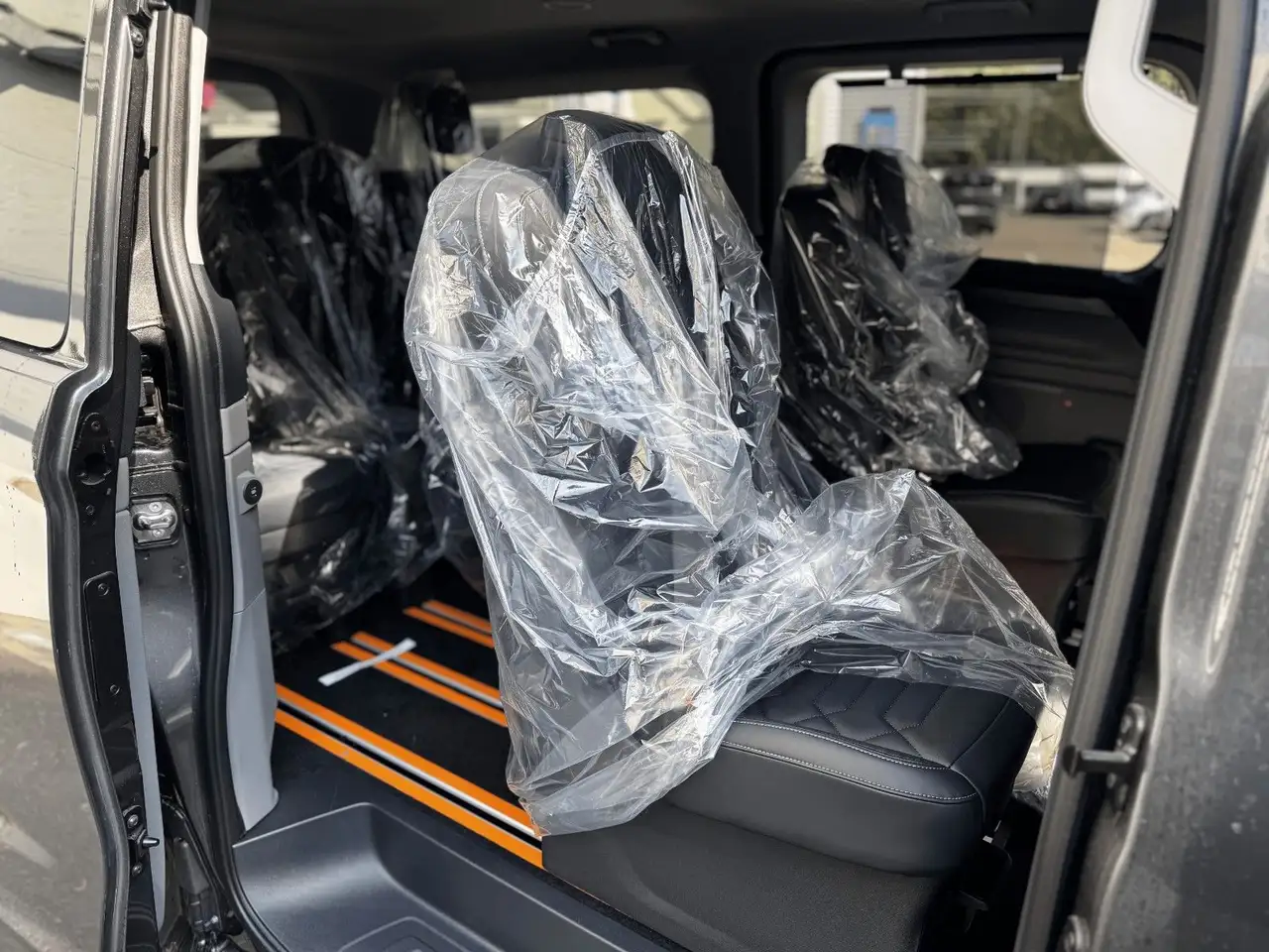 Ford Tourneo Custom 2026 — фото 15