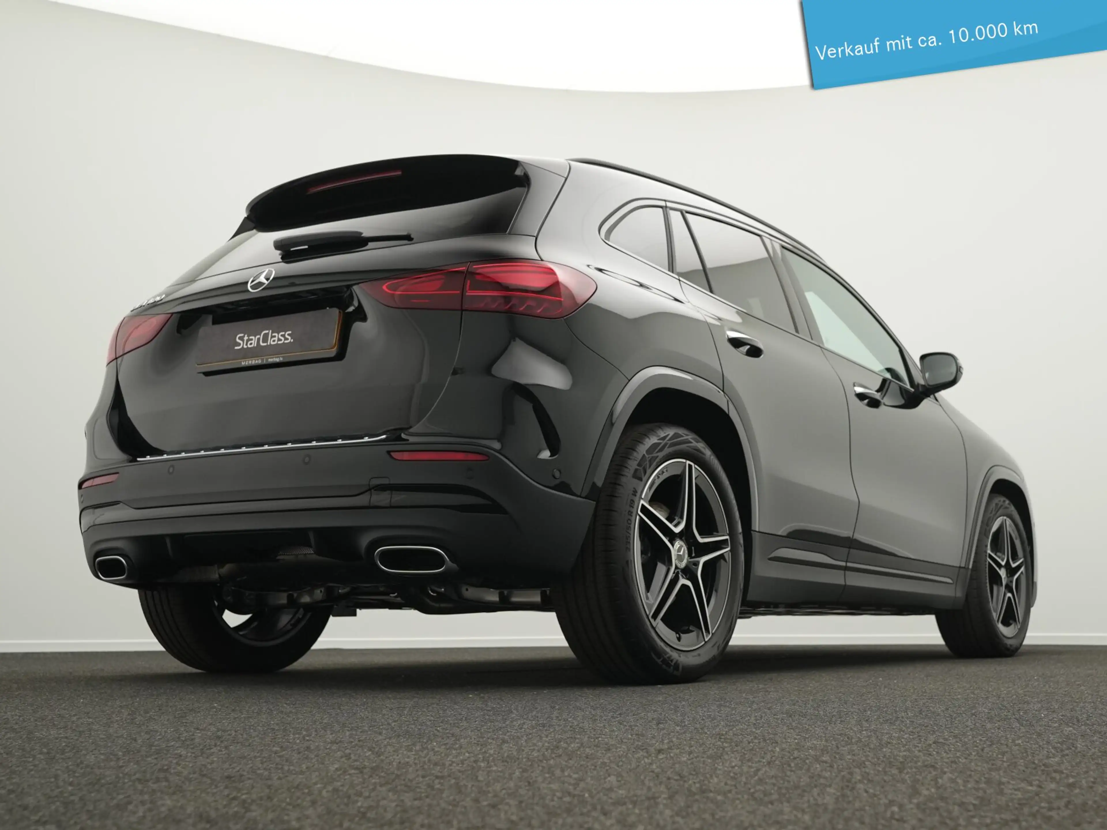 Mercedes-Benz GLA 180 GLA 180 Verkauf mit ca. 10.000 km AMG Line Navi — photo 11