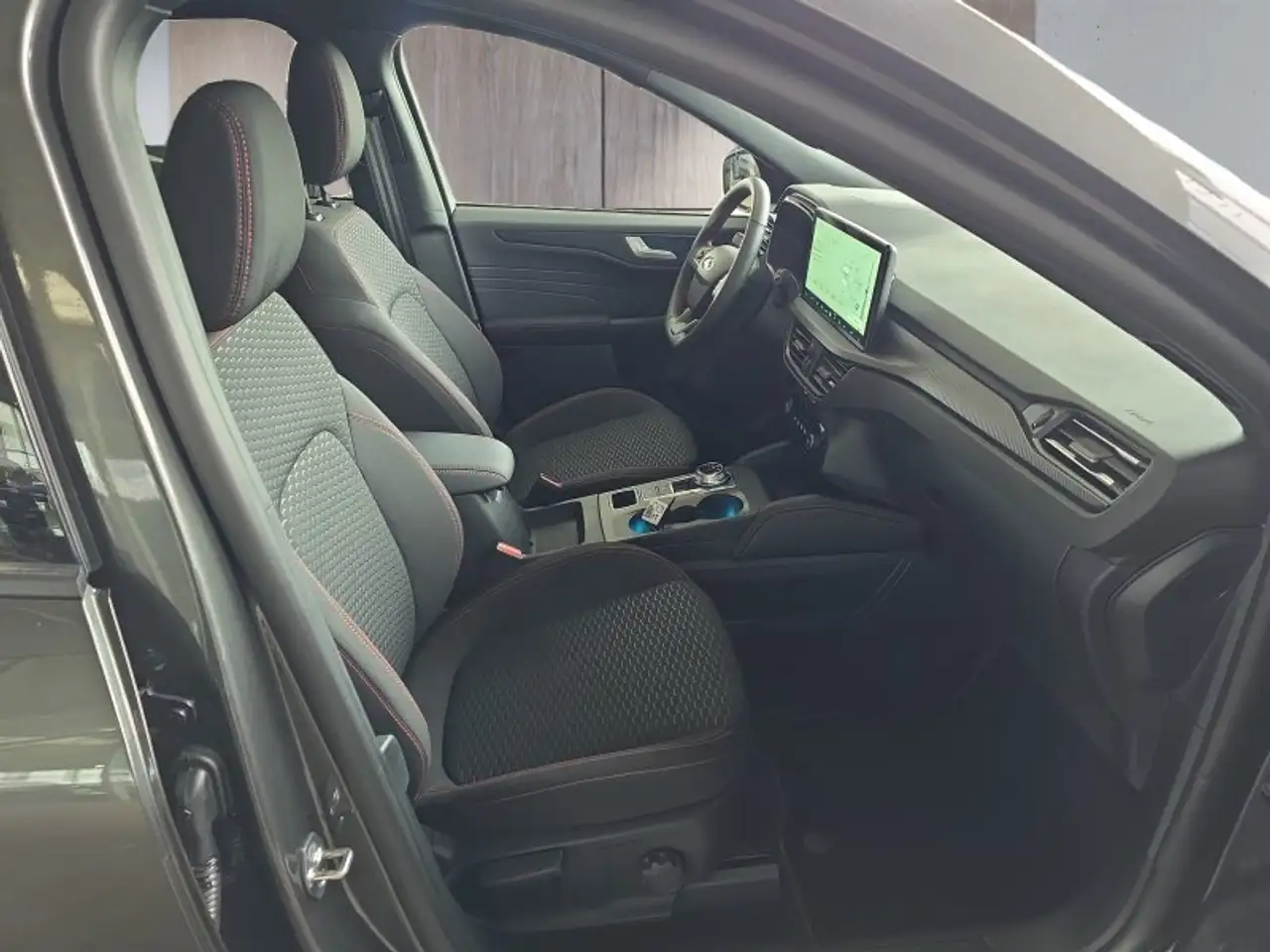 Ford Kuga ST-Line 2,5 FHEV 180PS 5*J.Gar/LED/Navi/Winterp. 16