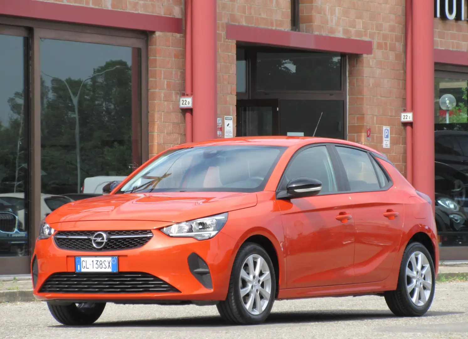 Opel Corsa 1.2 Edition Arancione - 1