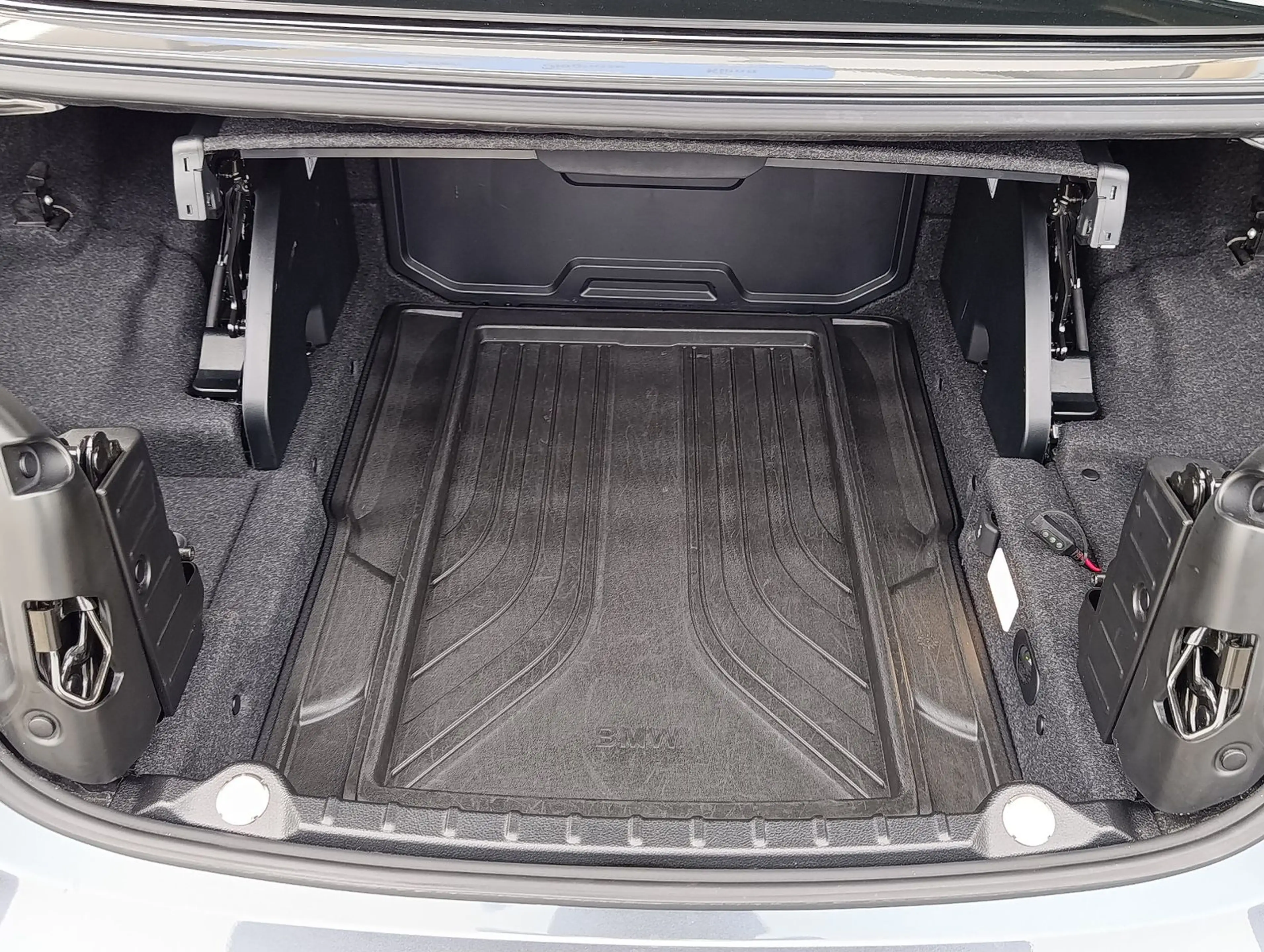 BMW 440 Cabrio 440 i xDrive M Sport Leder RFK Sound Navi — photo 14