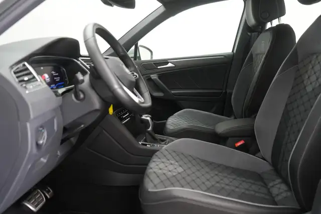 Volkswagen Tiguan view 9