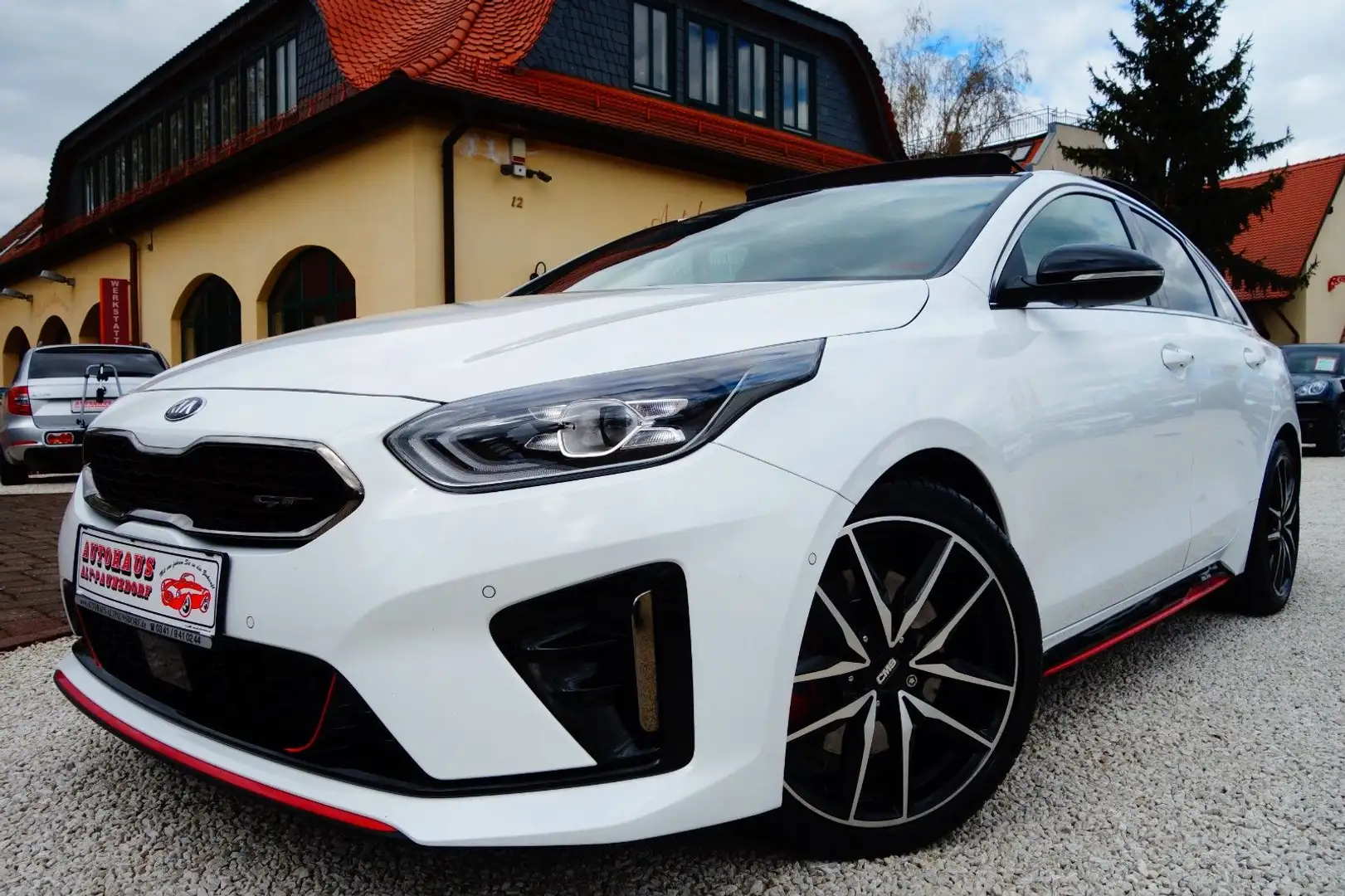 Kia ProCeed / pro_cee'd ProCeed 1,6 GT Autom.Navi,Pano,Spur,Laser, White - 1