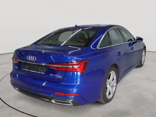 Audi A6 view 4