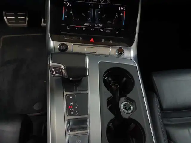 Audi A6 view 9