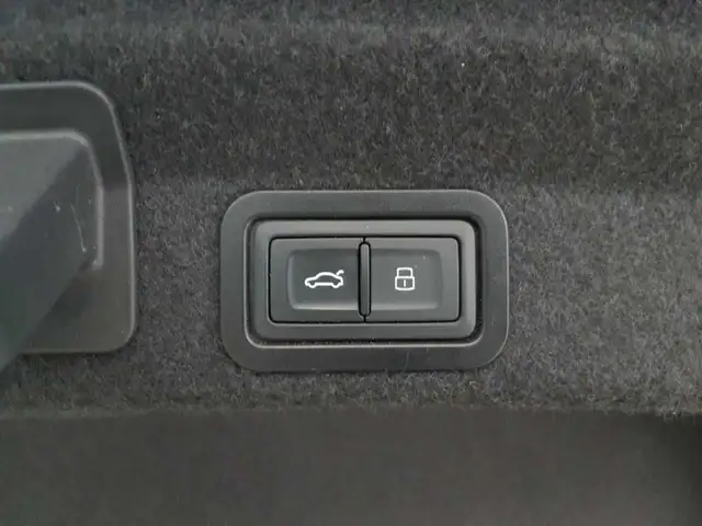 Audi A6 view 15