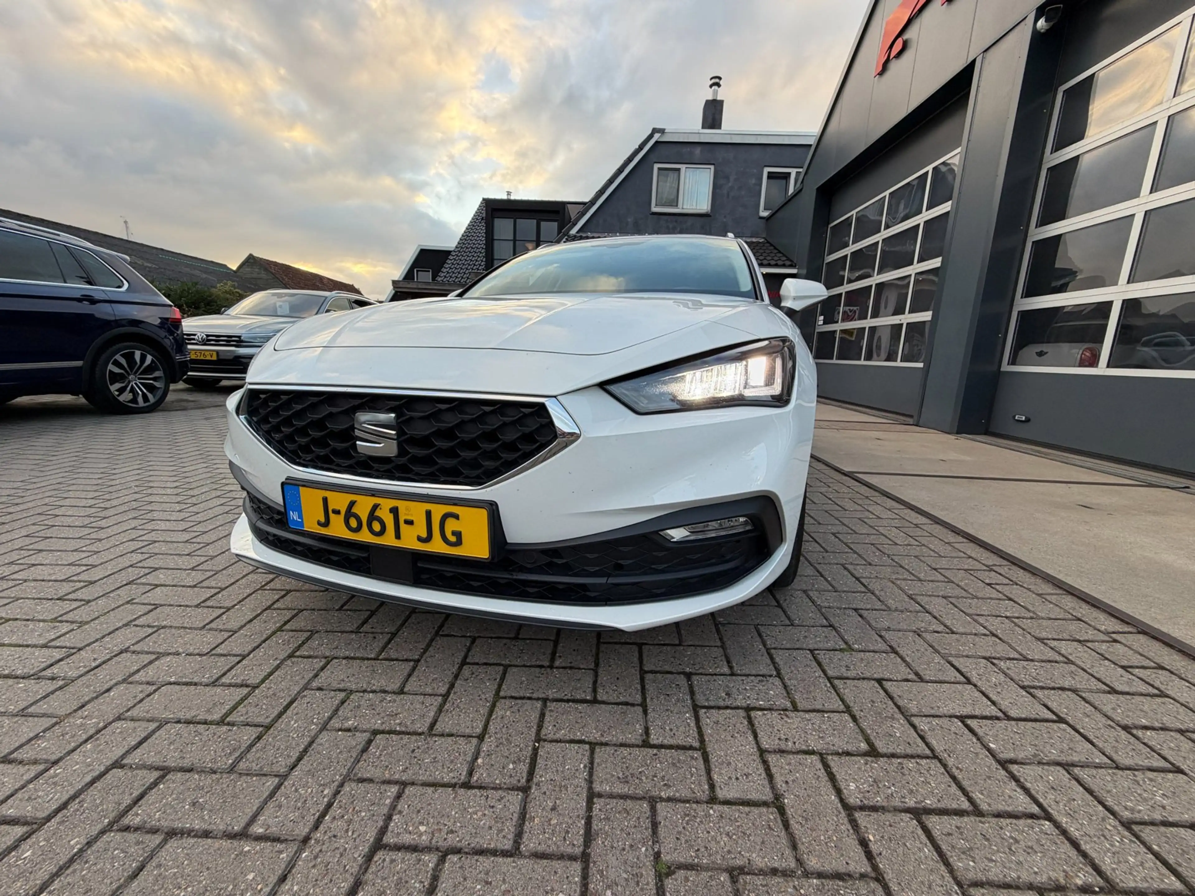 SEAT Leon Sportstourer 1.5 TSI Style Launch Edition / ACC / — photo 41