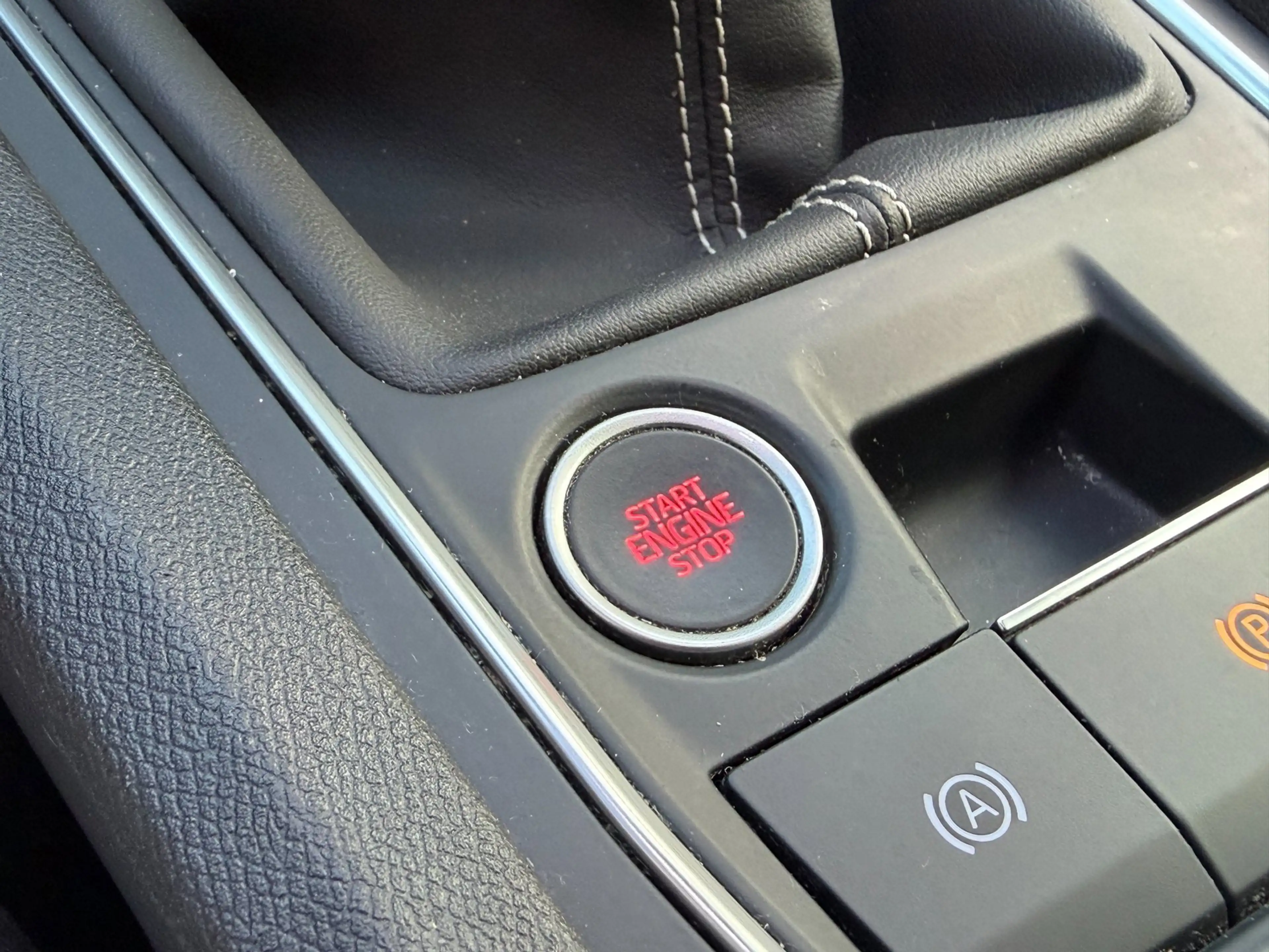 SEAT Leon Sportstourer 1.5 TSI Style Launch Edition / ACC / — photo 22