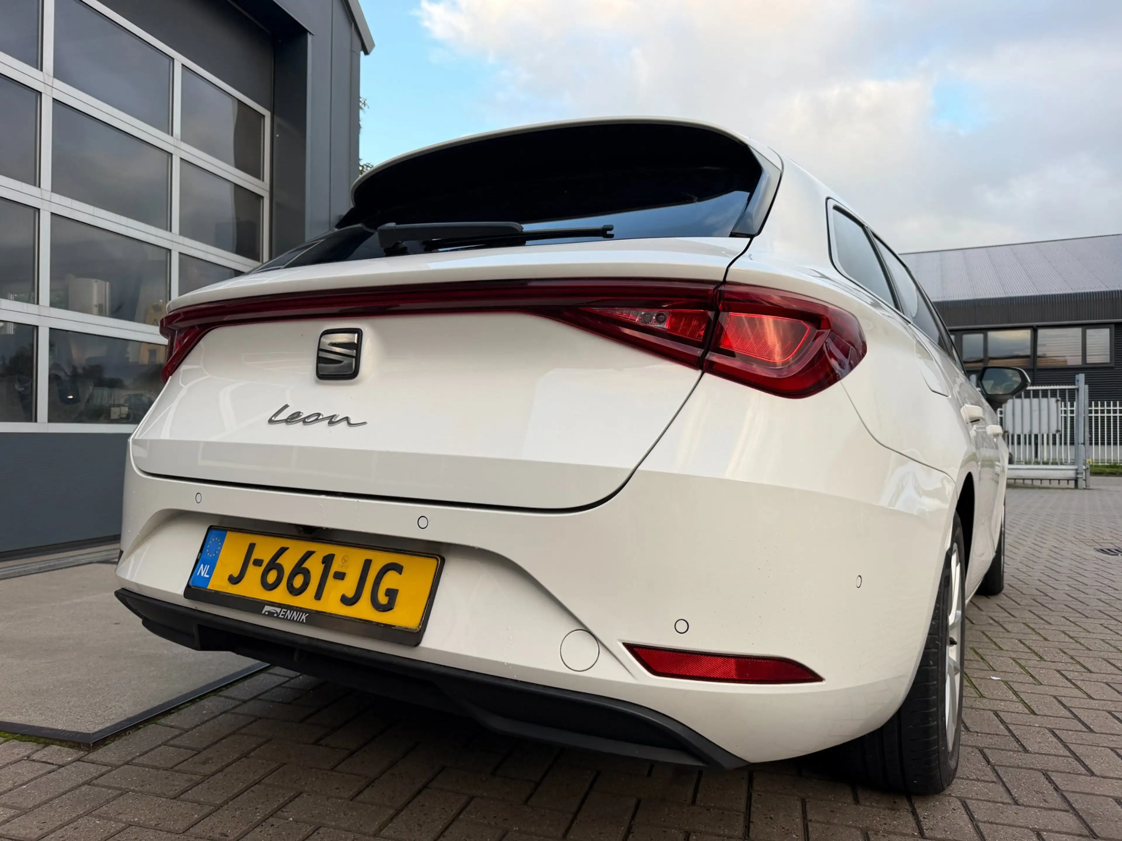 SEAT Leon Sportstourer 1.5 TSI Style Launch Edition / ACC / — photo 16