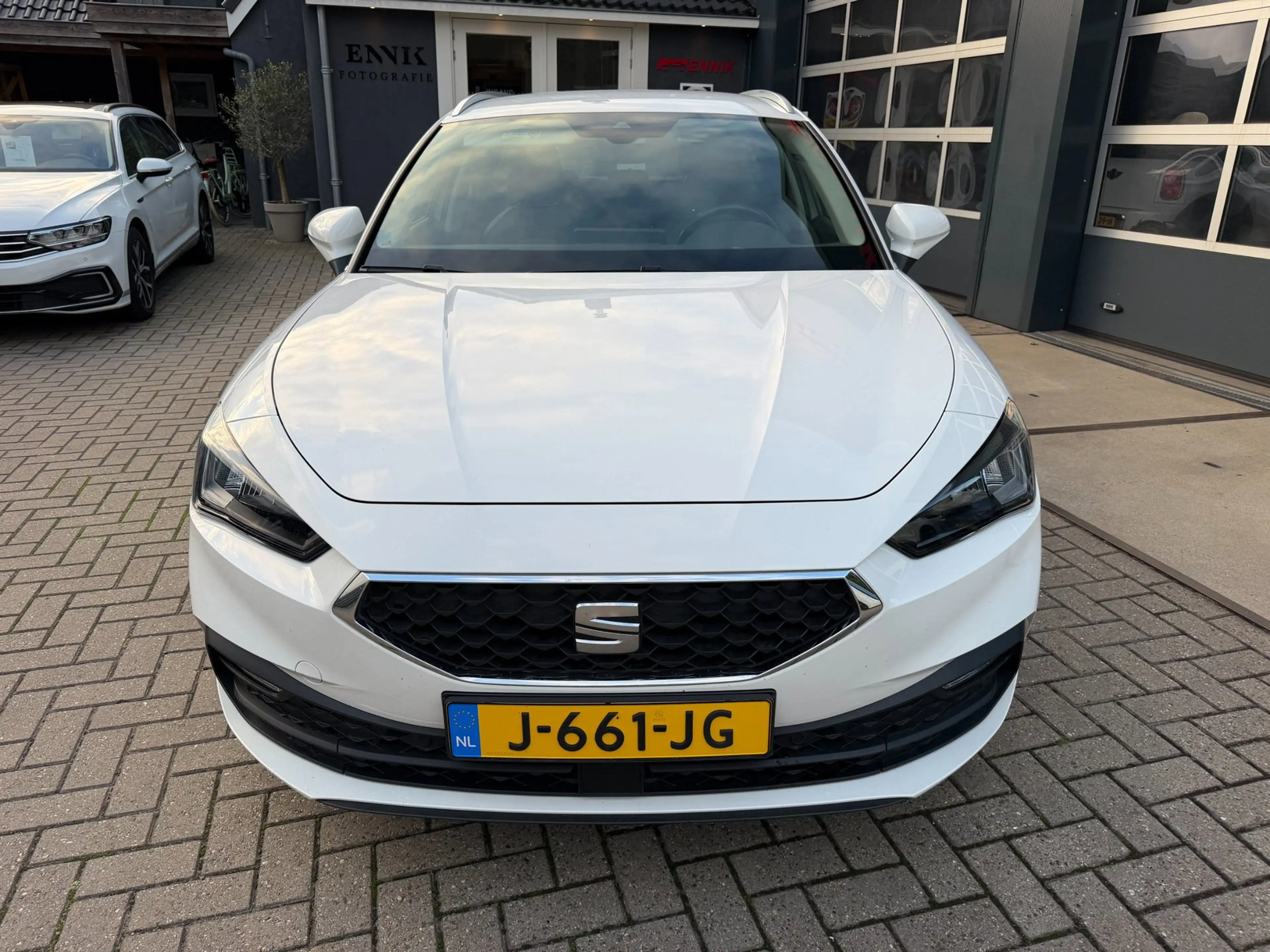 SEAT Leon Sportstourer 1.5 TSI Style Launch Edition / ACC / — photo 3