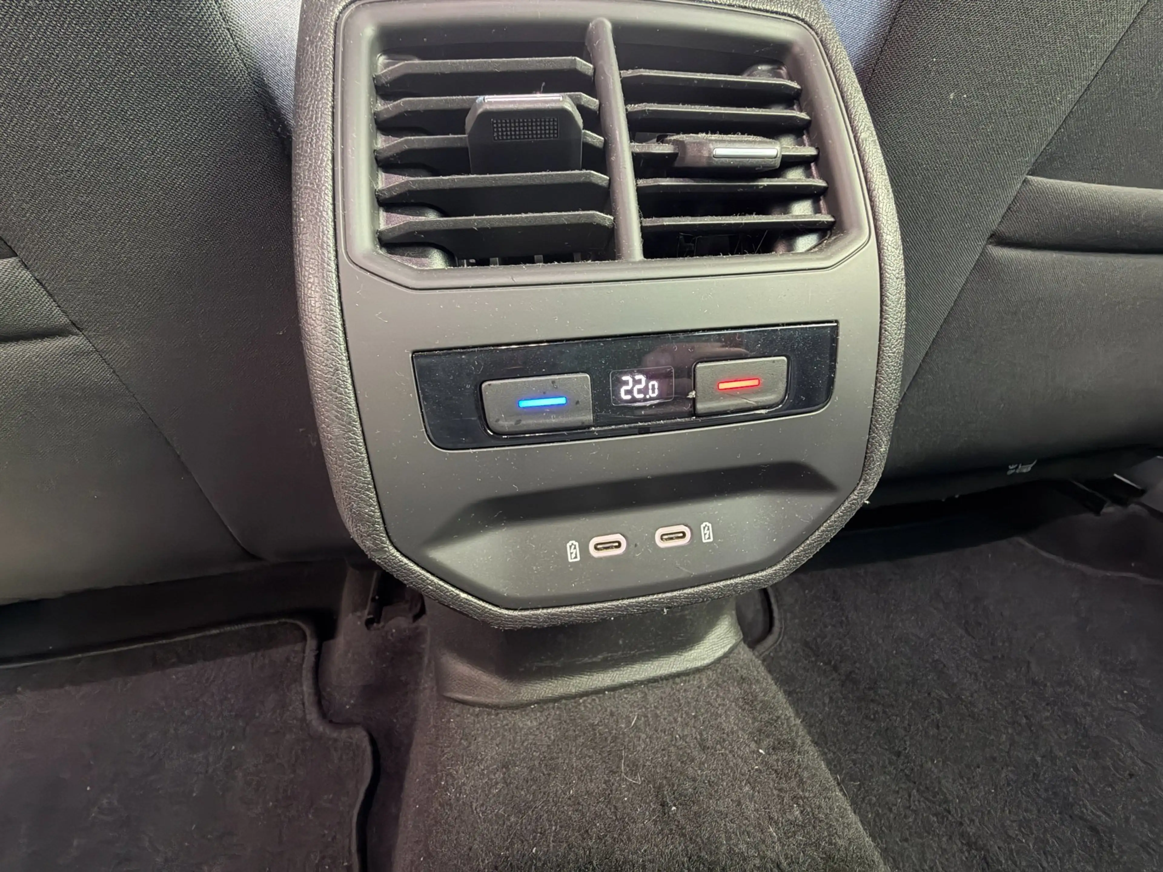 SEAT Leon Sportstourer 1.5 TSI Style Launch Edition / ACC / — photo 35