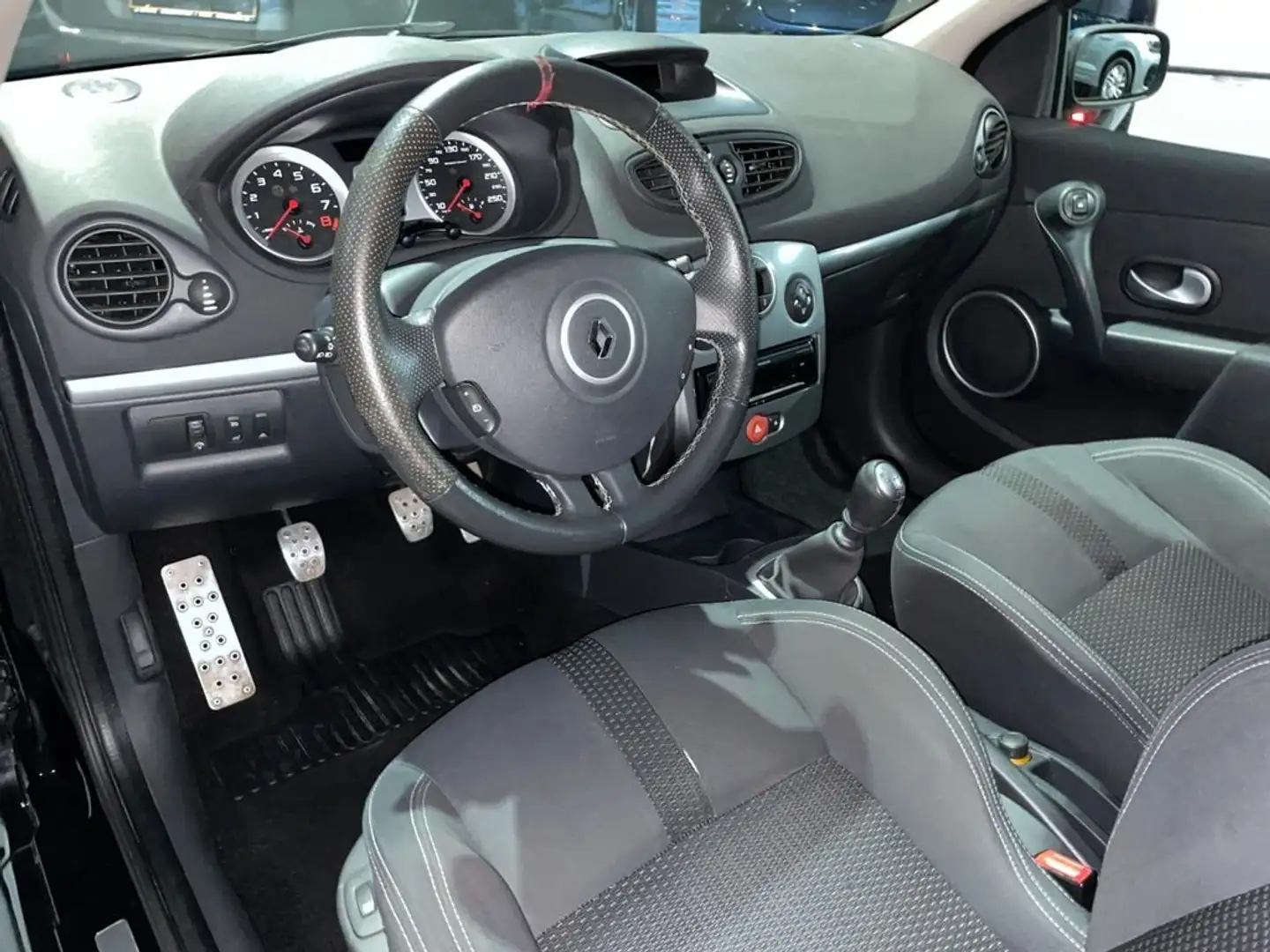 Renault Clio Clio 3p 2.0 16v RS 200cv Nero - 2
