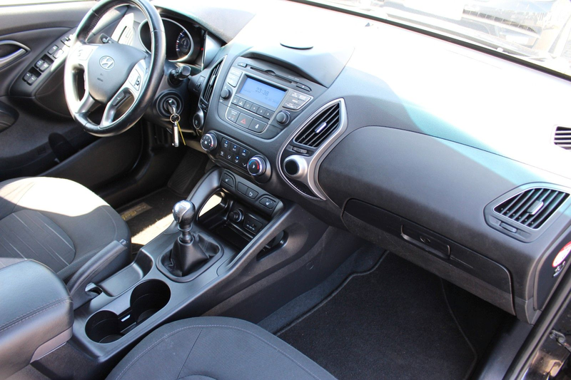 Hyundai iX35 1.6 Life 2WD/SHEFT/KLIMA/RCAM/KLIMA/ — photo 12