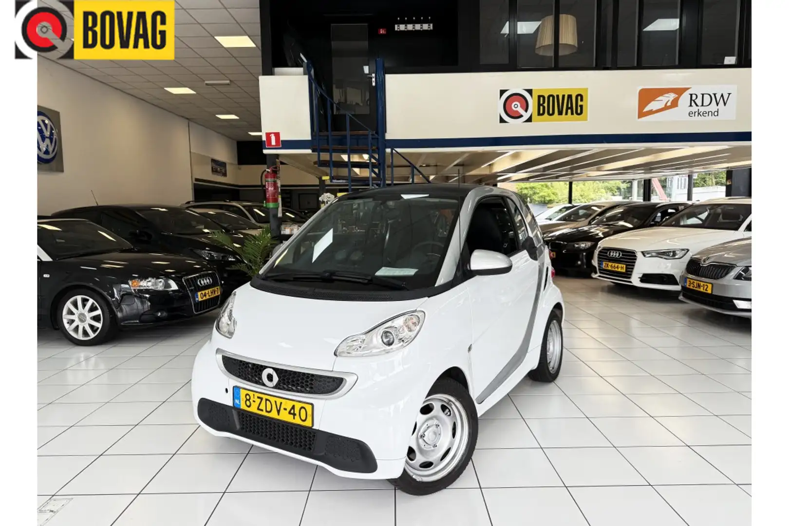 smart forTwo coupé Electric drive Automaat Wit - 1