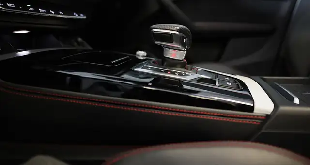 Audi Q5 view 21