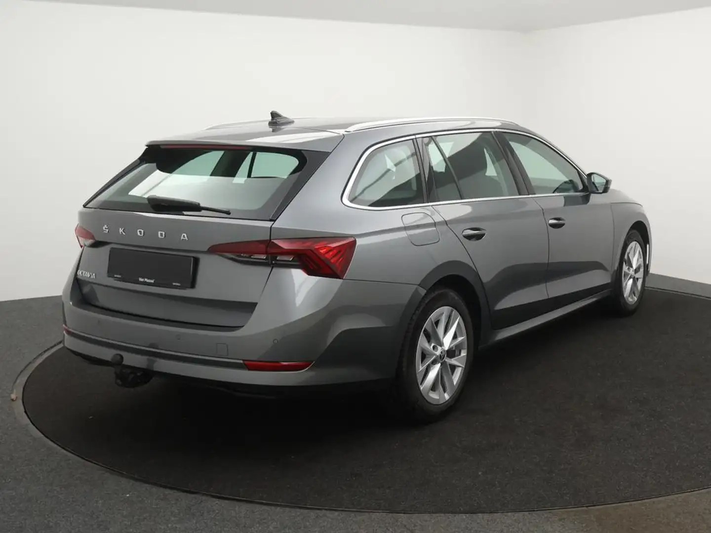 Skoda Octavia Octavia Combi 1.5TSI Style 150pk *APP CONNECT*TREK Gris - 2