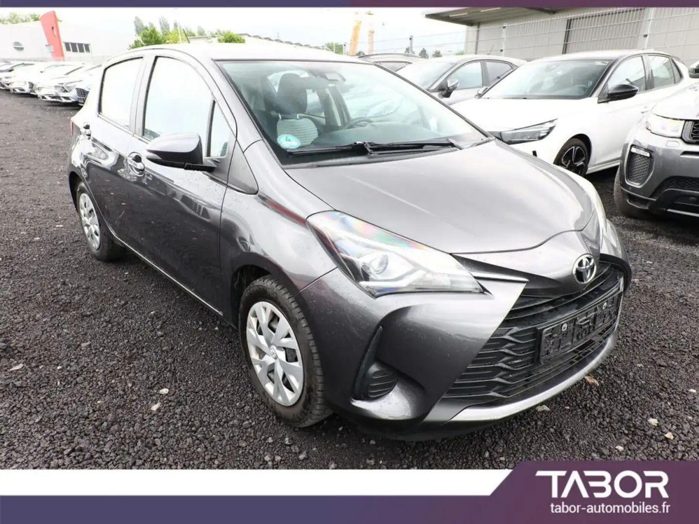Toyota Yaris 1.0 VVT-i 72 Comfort Cam. Gris - 2