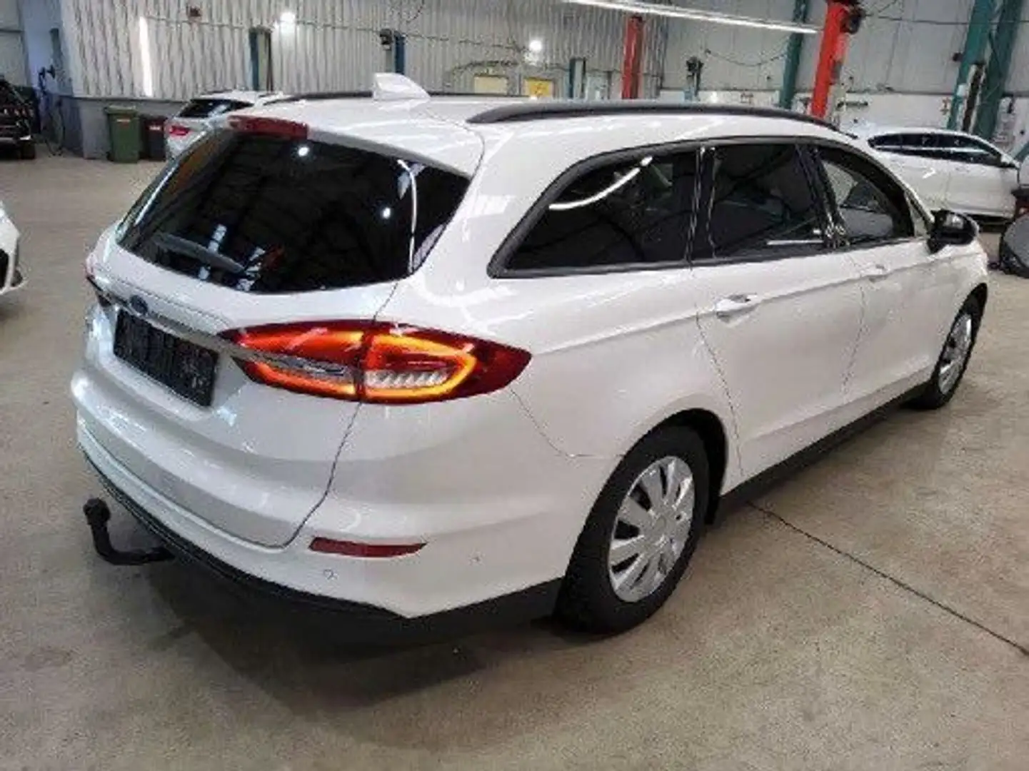 Ford Mondeo Turnier Navi 17" Kamera 4xSitzHeiz AHK Blanc - 2