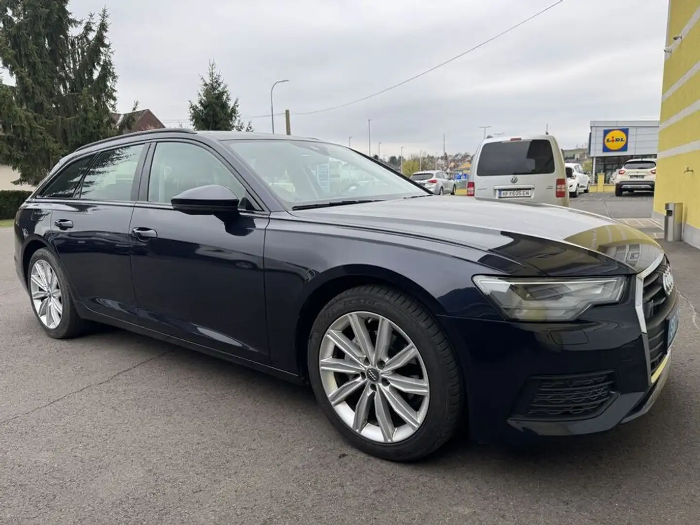 Audi A6 Avant 35 TDI Automatik -nur 78300km +AHV! Blau - 2