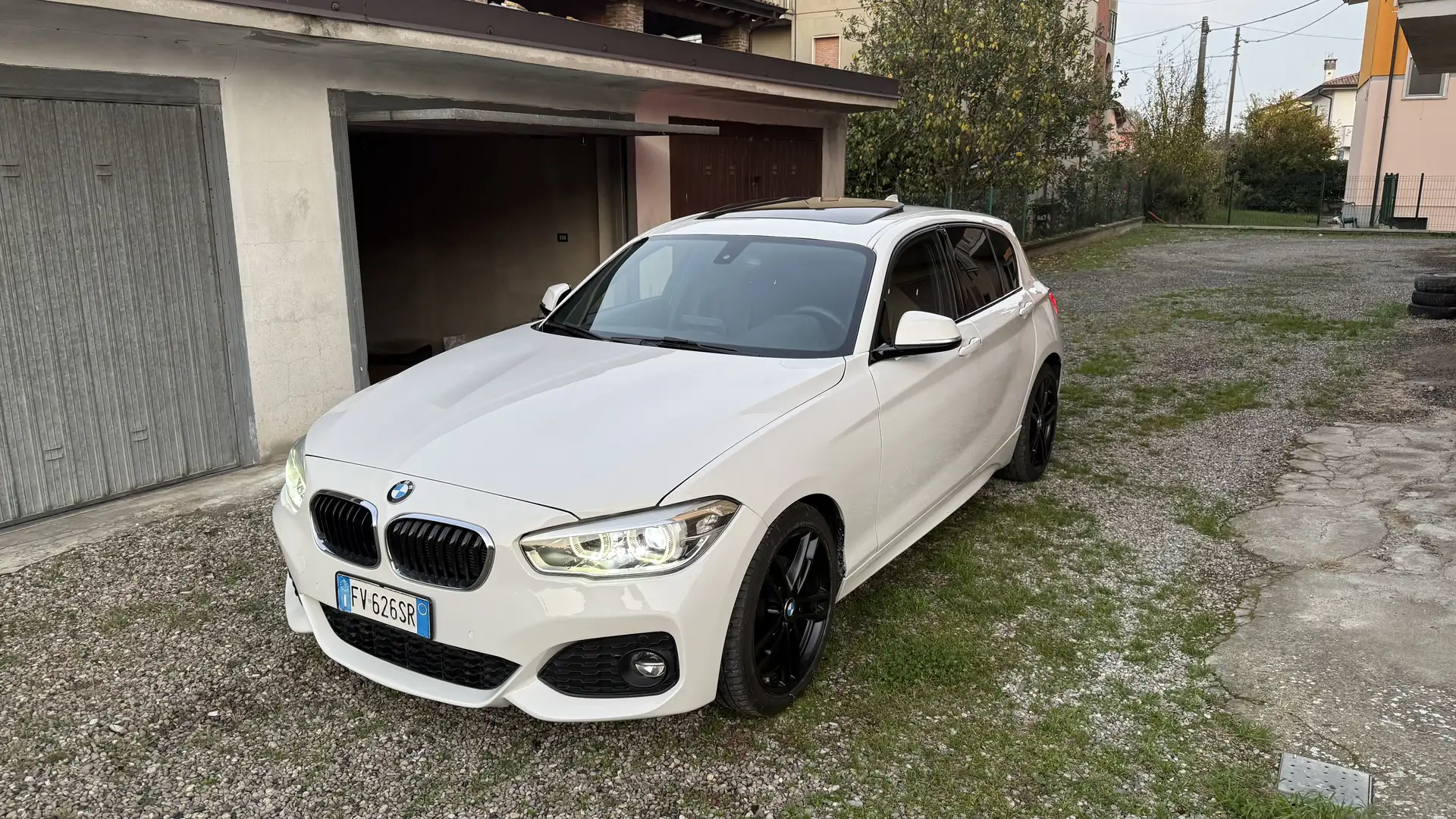 BMW 114 114d Msport 5p - 1